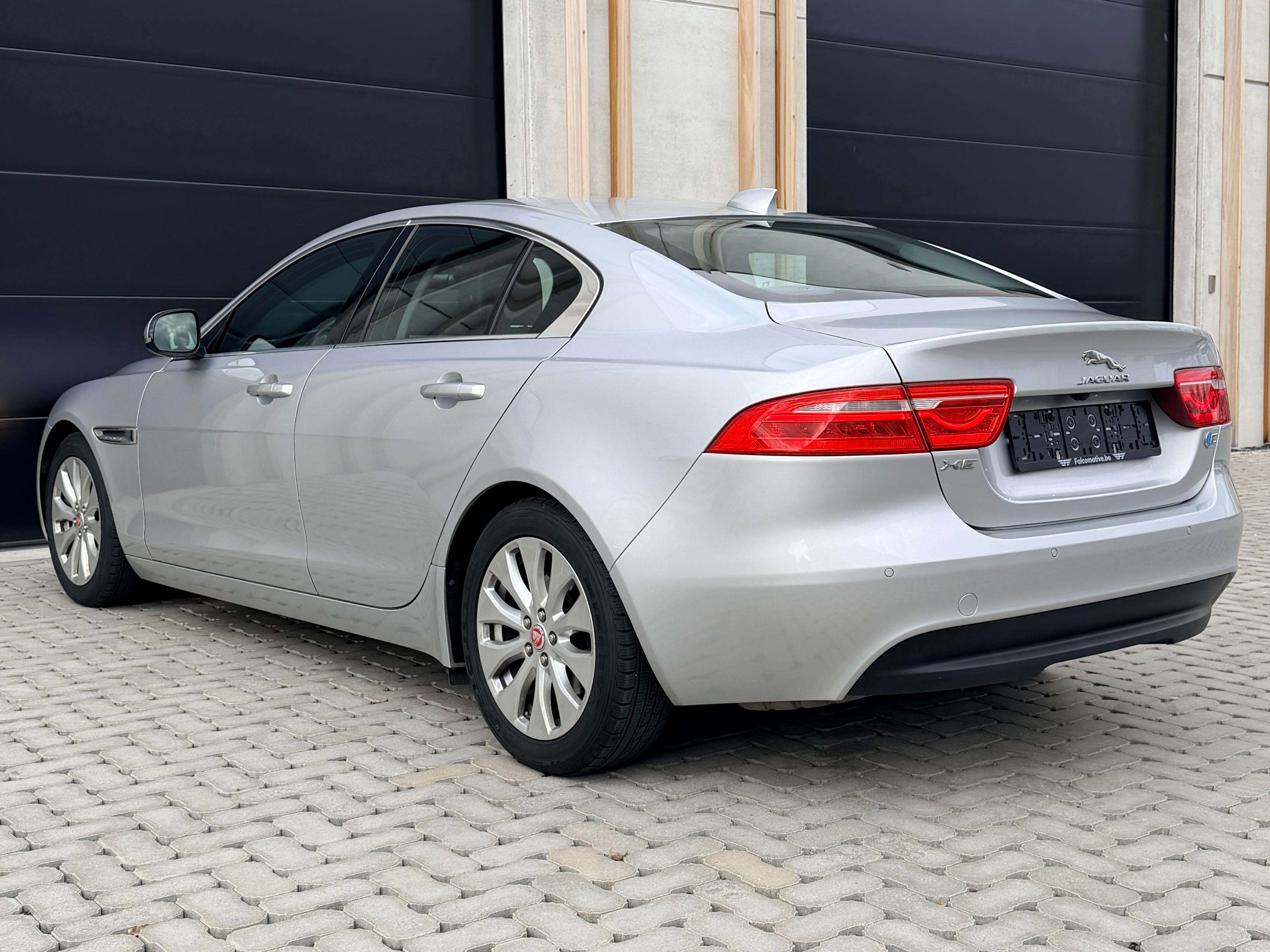Jaguar XE 2.0 D E-Performance Business Ed.Prestige afbeelding 7