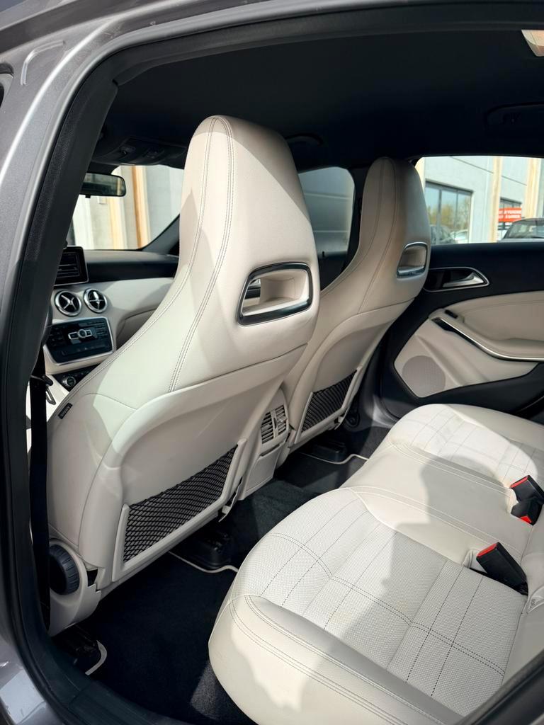 Mercedes A180d Sportpakket afbeelding 12