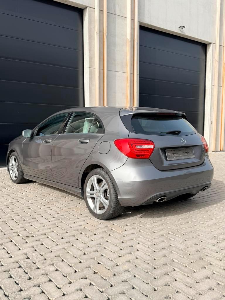 Mercedes A180d Sportpakket afbeelding 7