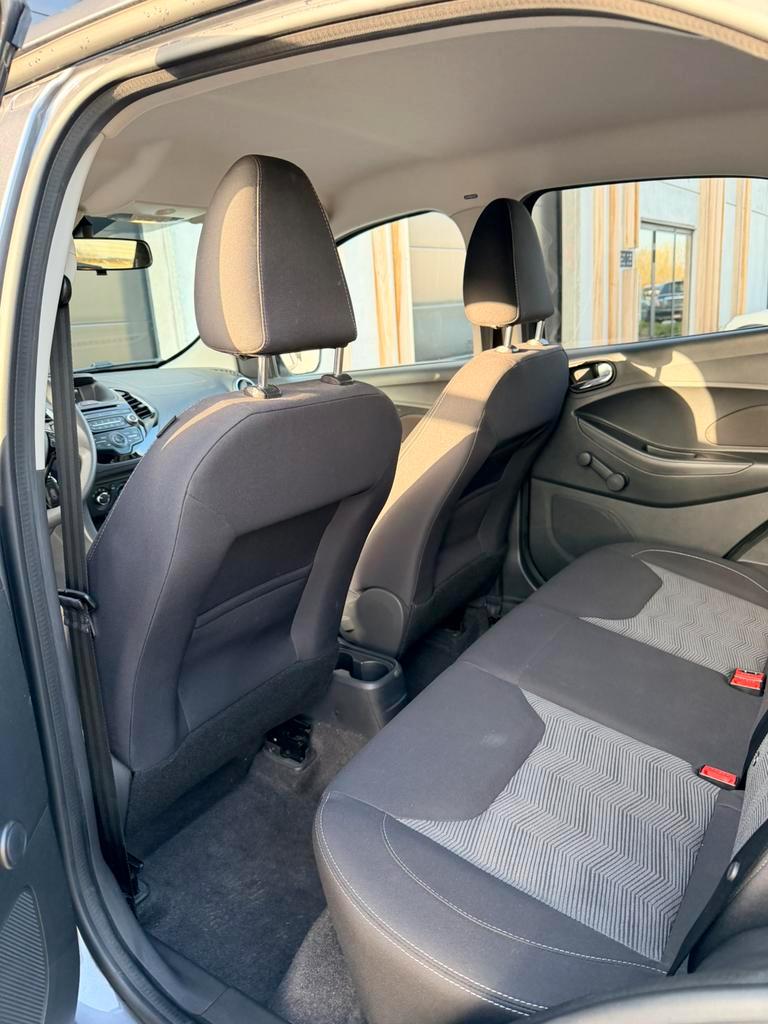 Ford Ka+ 1.2 Benzine // 2017 afbeelding 9