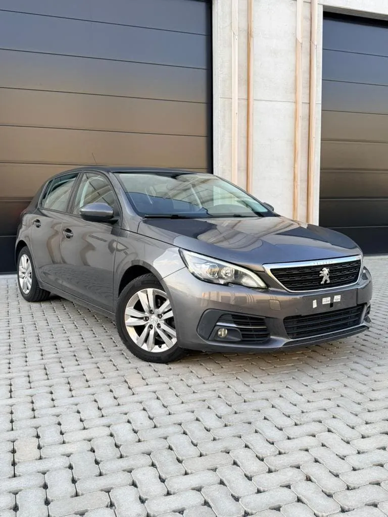 Peugeot 308 1.2 Benzine // 2018 afbeelding 3