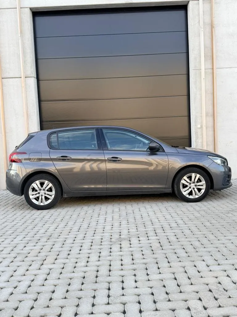 Peugeot 308 1.2 Benzine // 2018 afbeelding 4