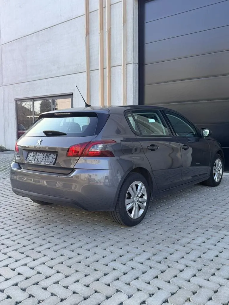 Peugeot 308 1.2 Benzine // 2018 afbeelding 5