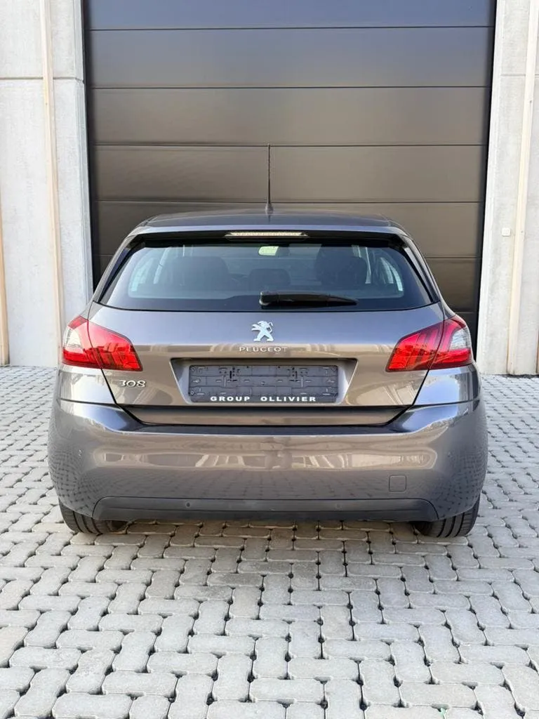 Peugeot 308 1.2 Benzine // 2018 afbeelding 6