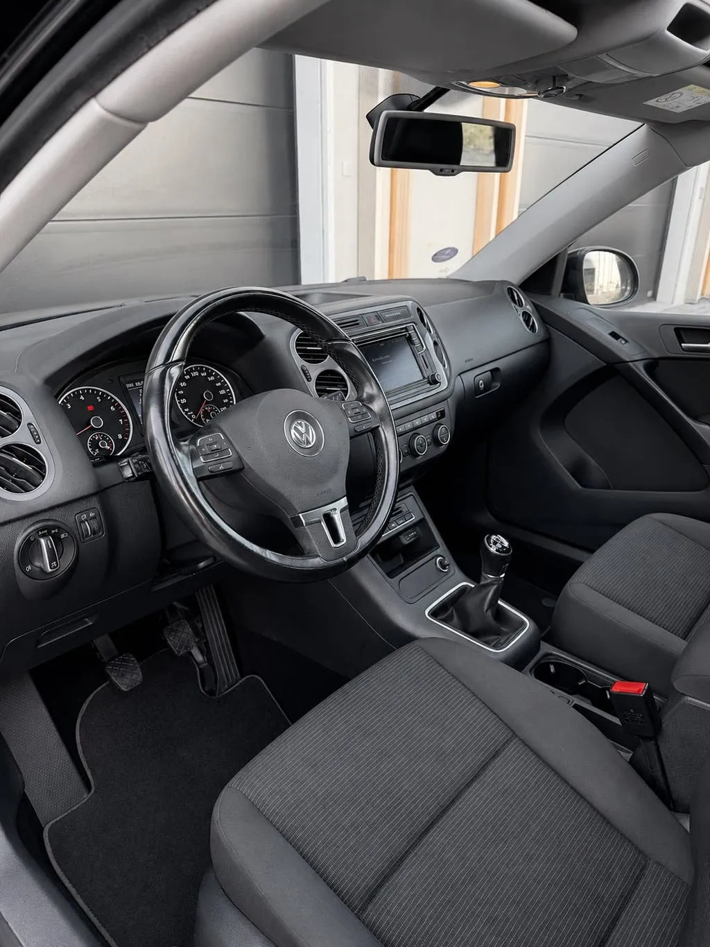 Volkswagen Tiguan 1.4 TSI Benzine – 2016 – Panoramisch dak (m2418771705) afbeelding 8