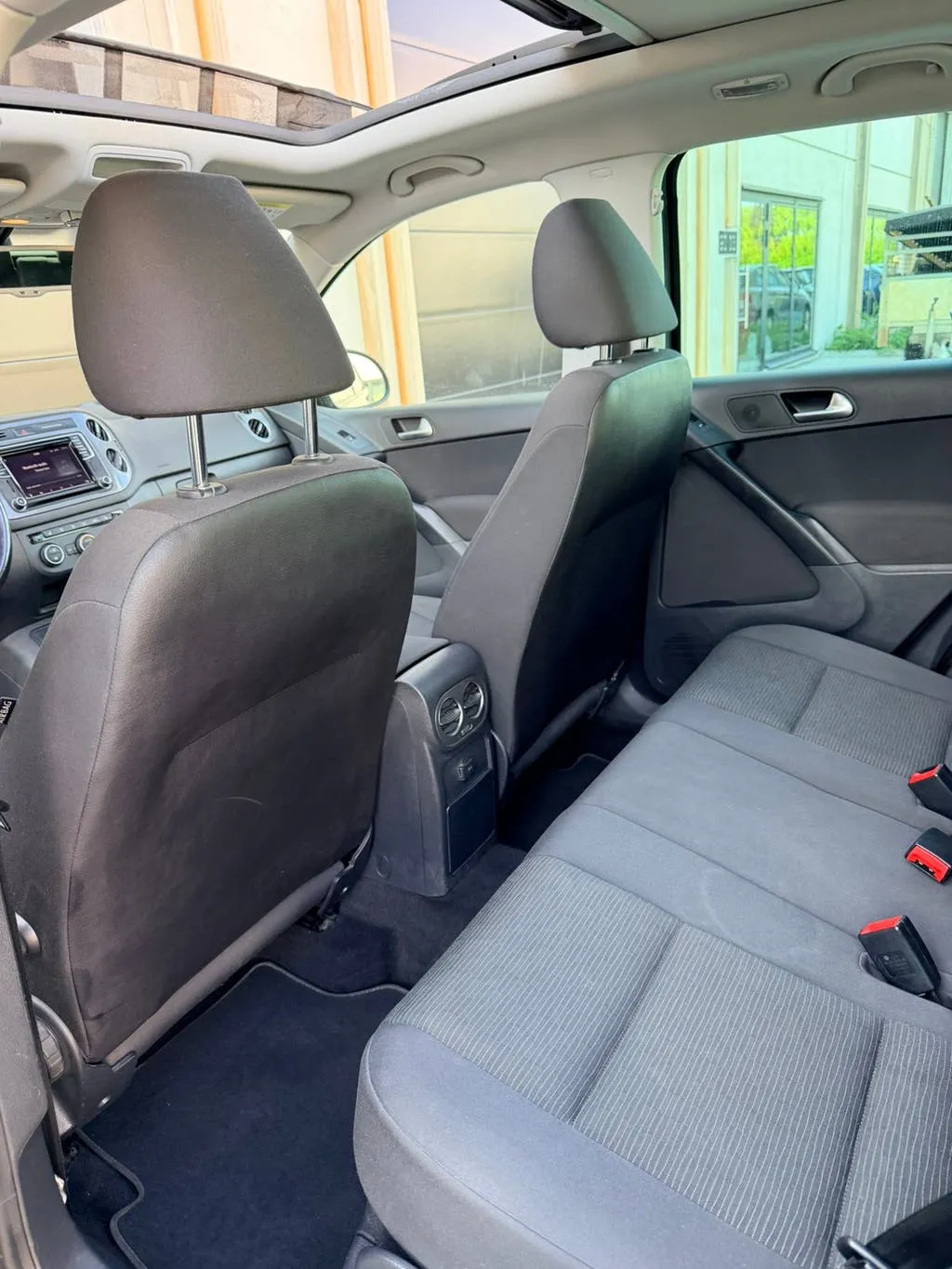 Volkswagen Tiguan 1.4 TSI Benzine – 2016 – Panoramisch dak (m2418771705) afbeelding 10