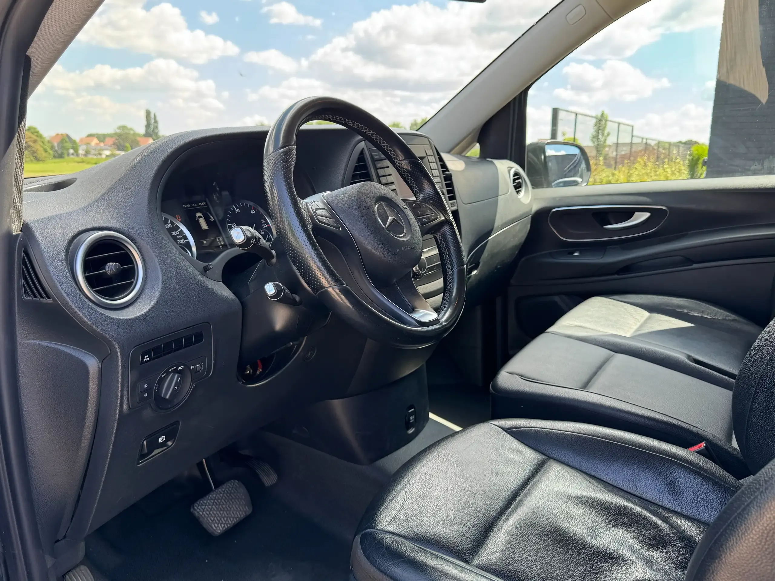 Mercedes-Benz Vito foto 5
