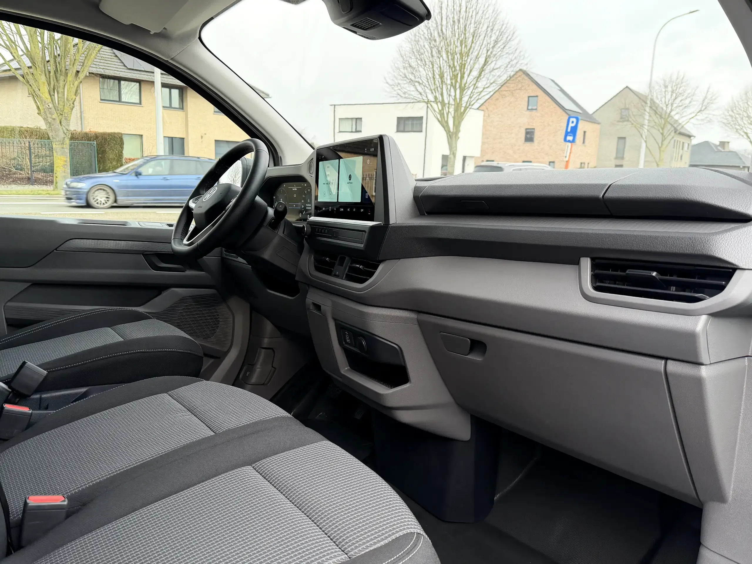 Volkswagen T7 Transporter foto 20
