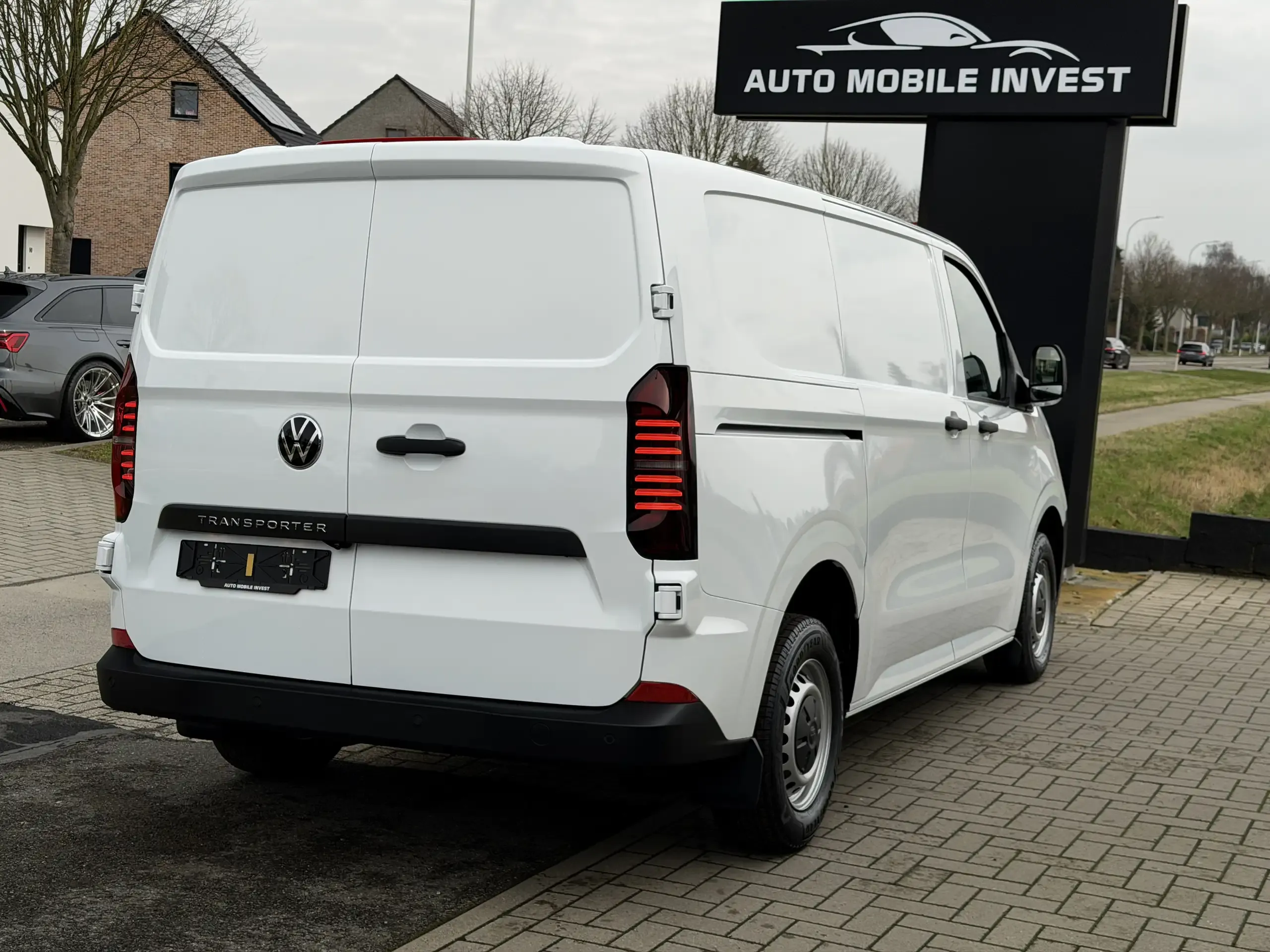 Volkswagen T7 Transporter foto 3
