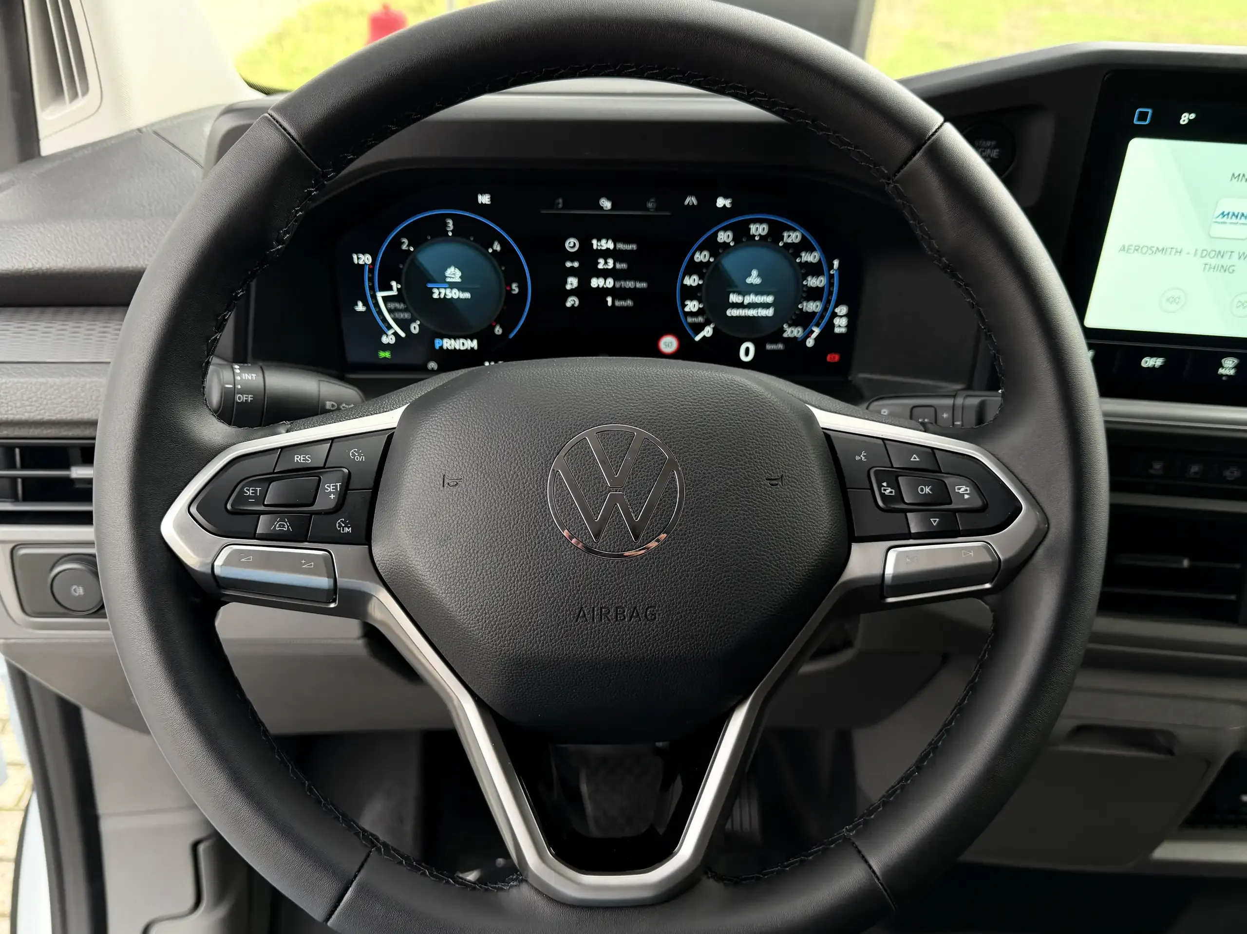 Volkswagen T7 Transporter foto 9