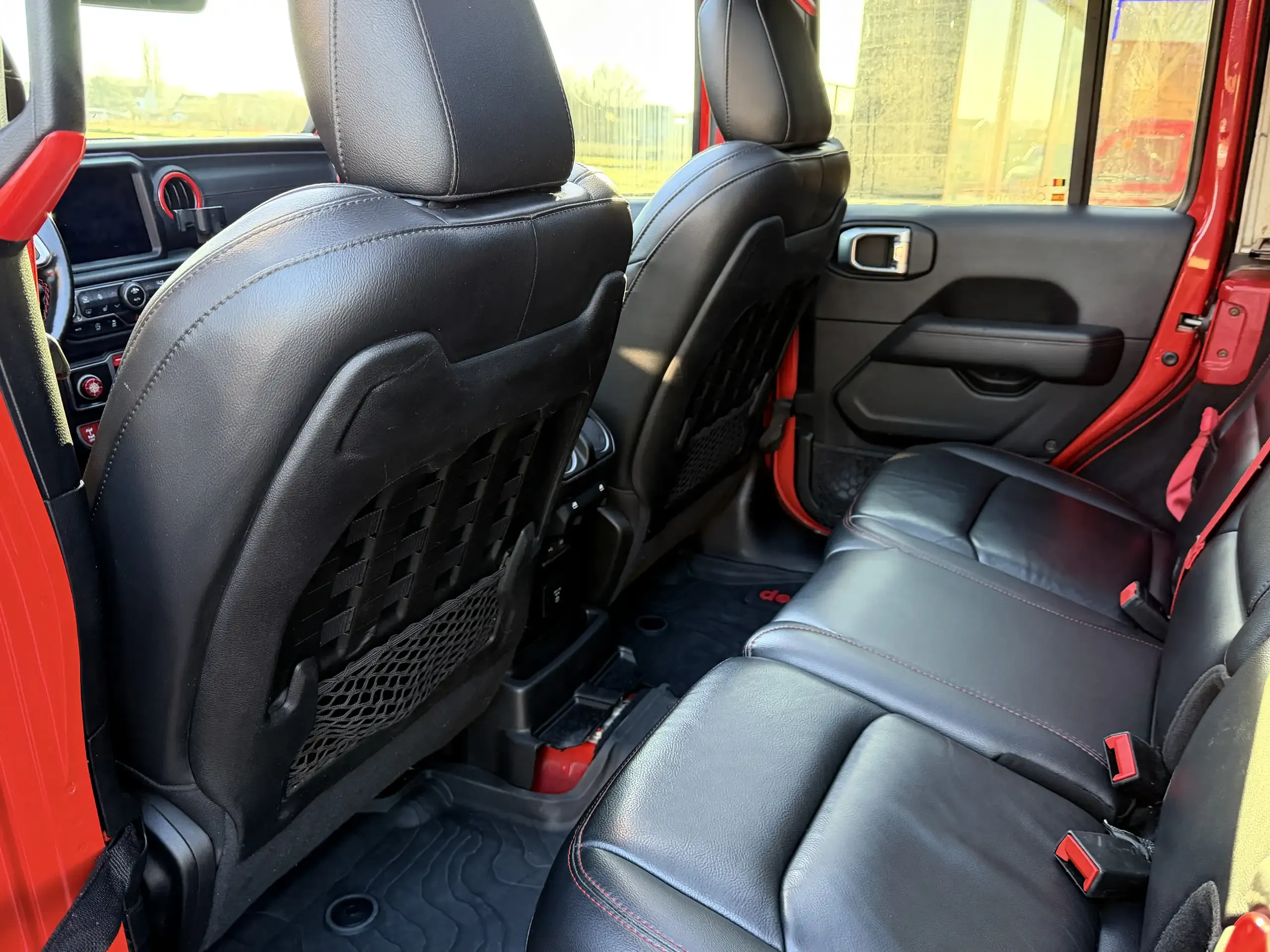 Jeep Wrangler foto 12