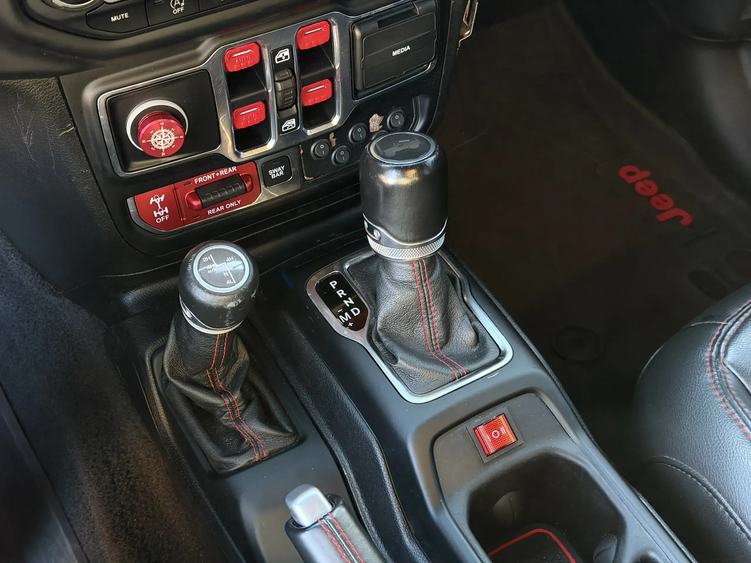 Jeep Wrangler foto 10