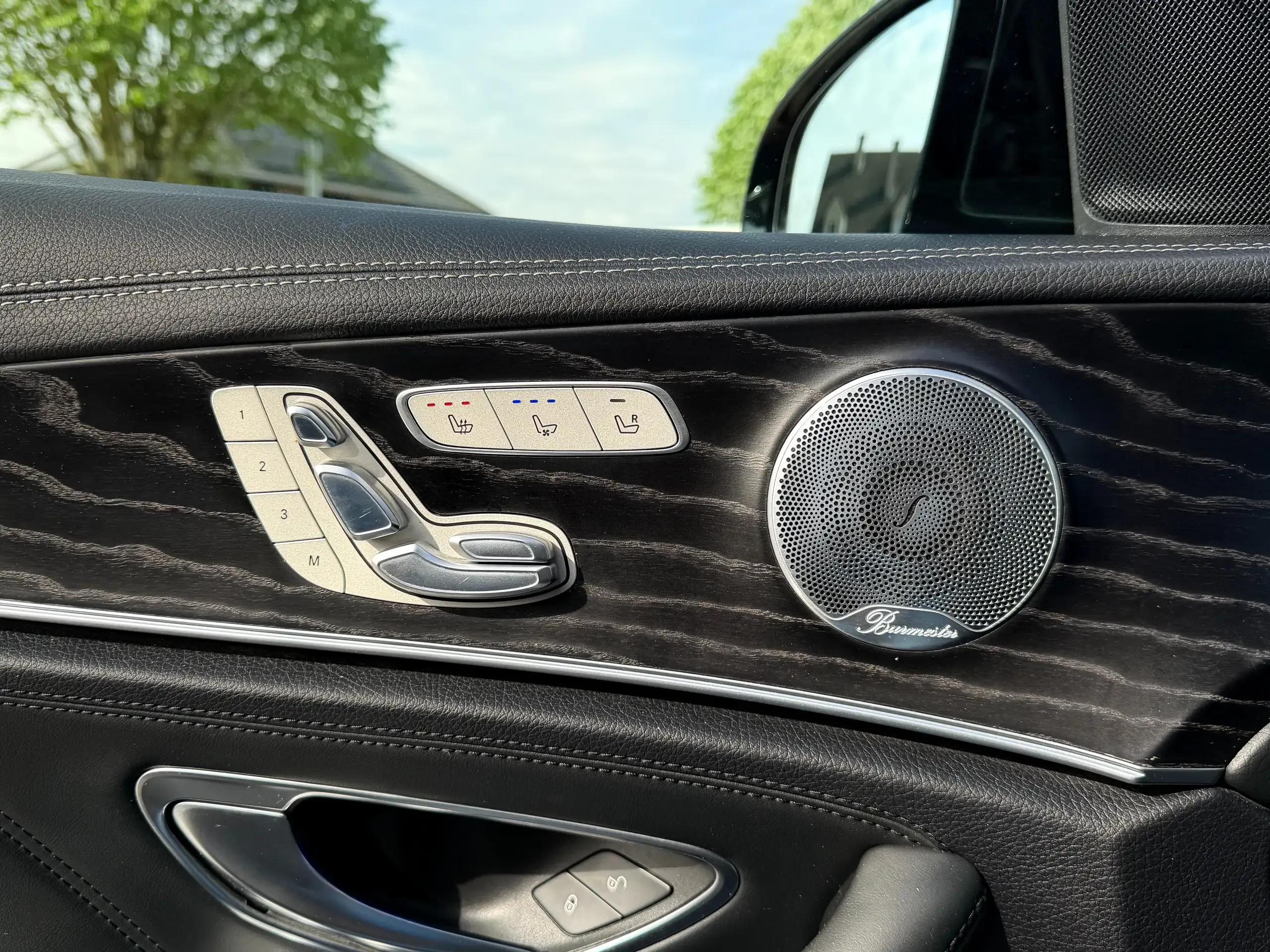 Mercedes-Benz E 63 AMG foto 7