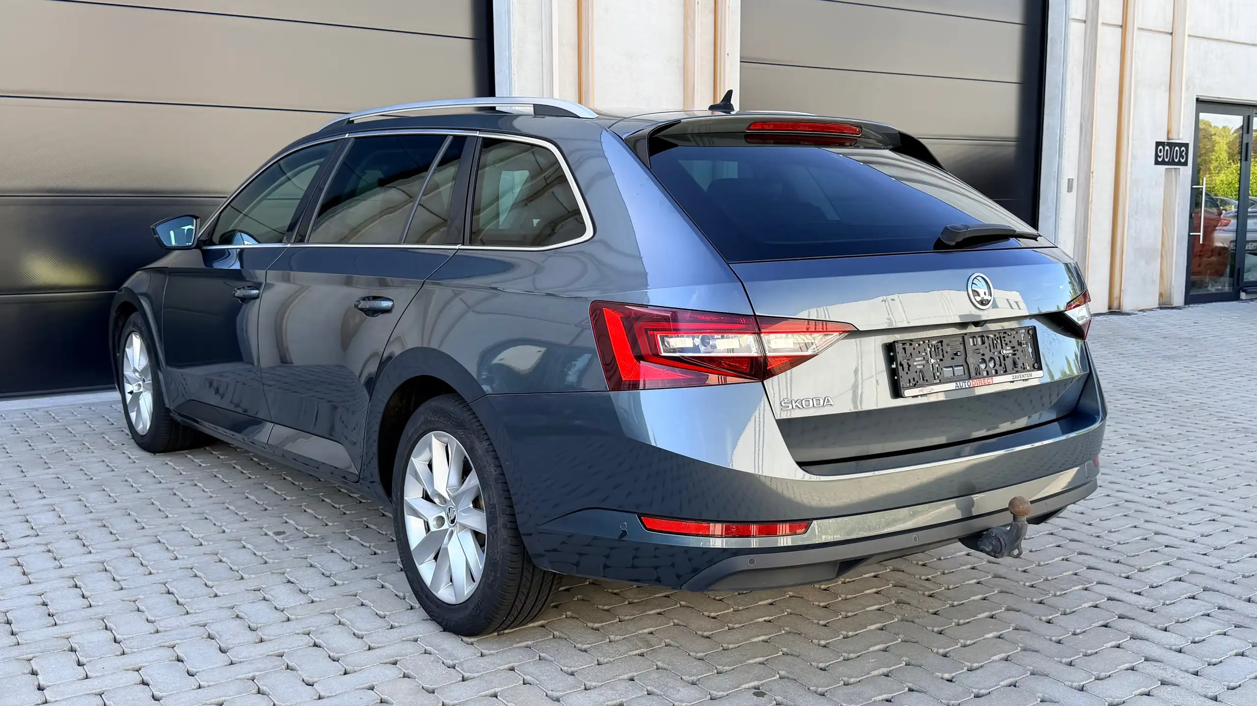 Skoda Superb Superb SW 1.6 CR TDi Style DSG afbeelding 6