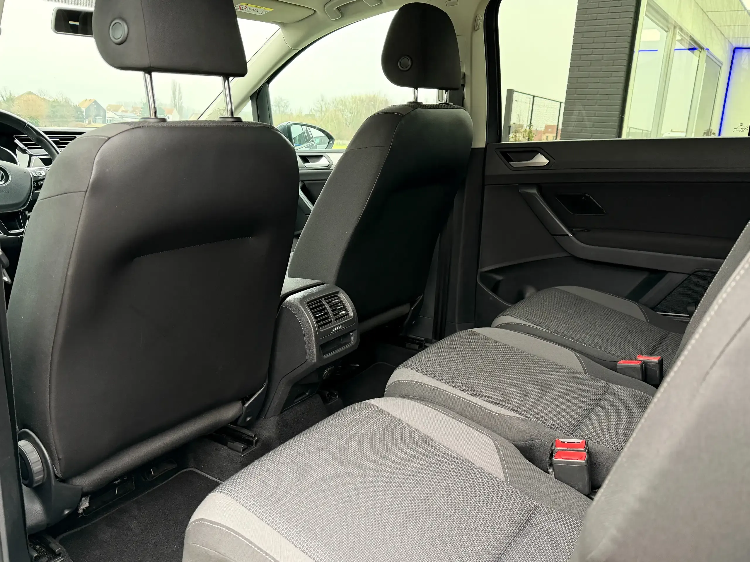 Volkswagen Touran foto 14