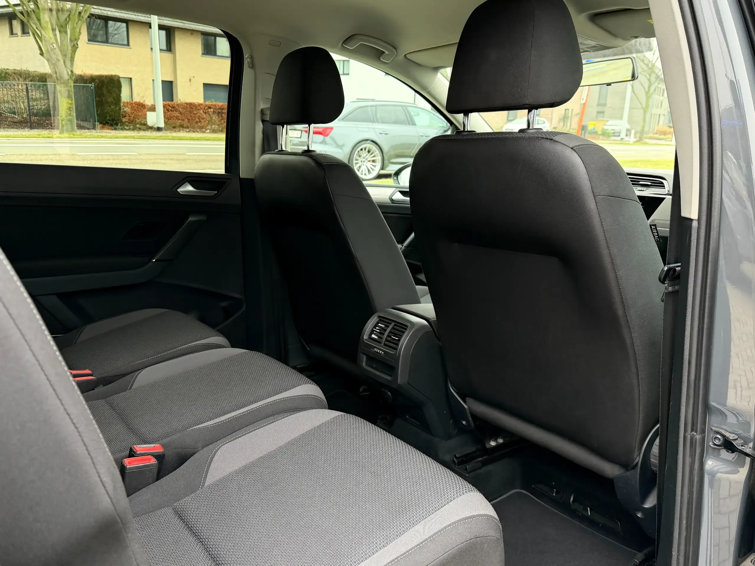 Volkswagen Touran foto 19