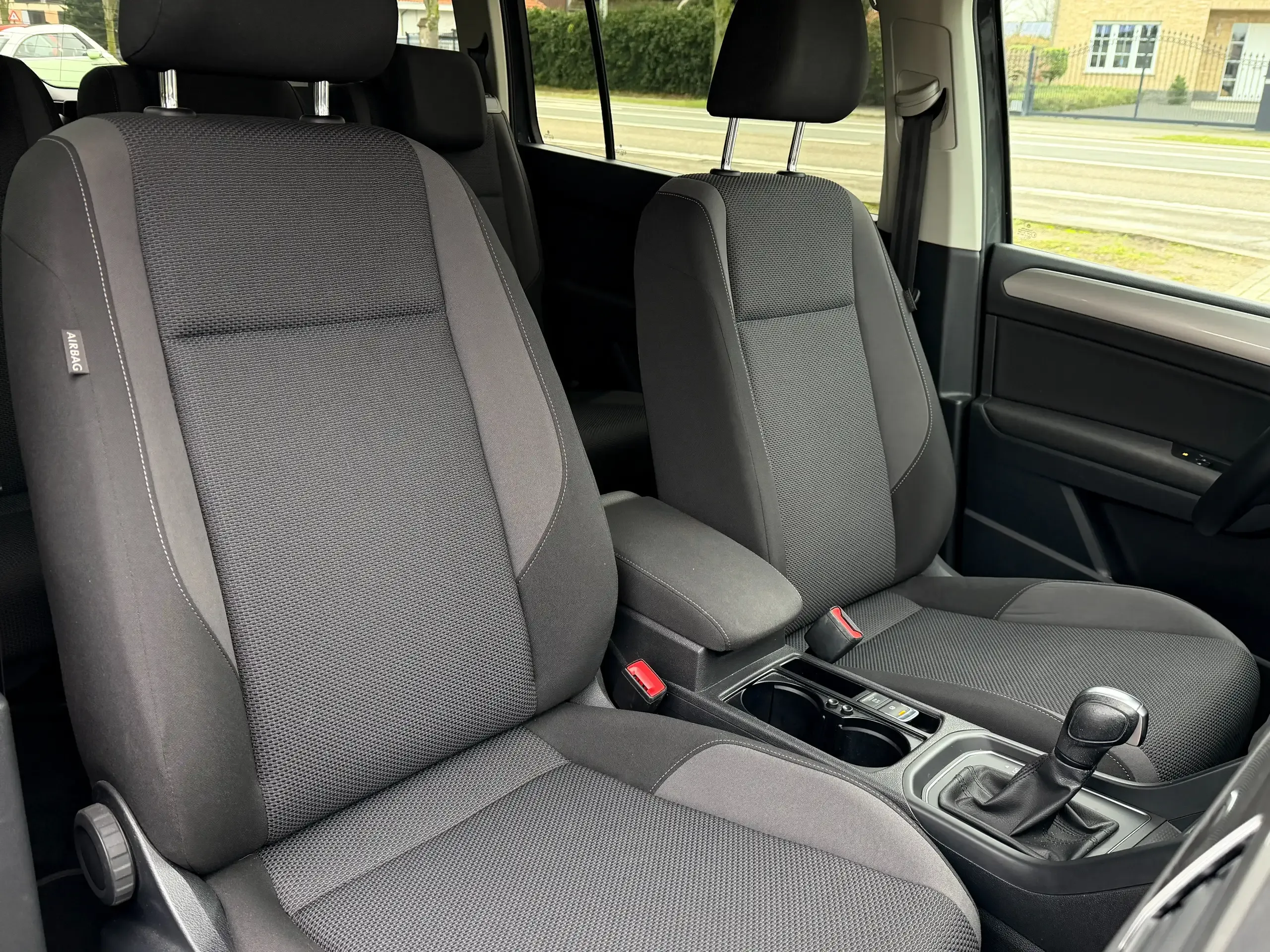 Volkswagen Touran foto 21