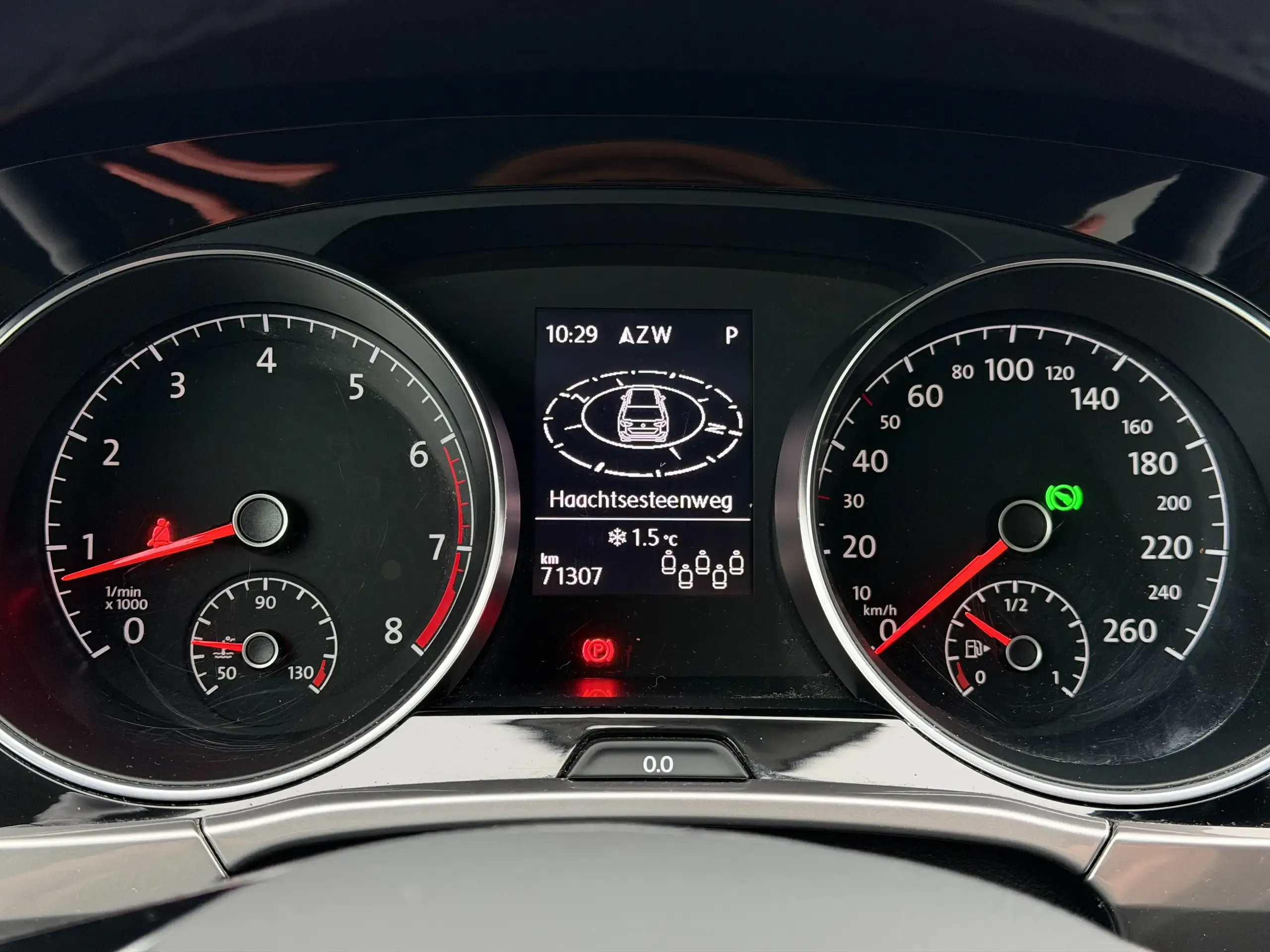 Volkswagen Touran foto 8