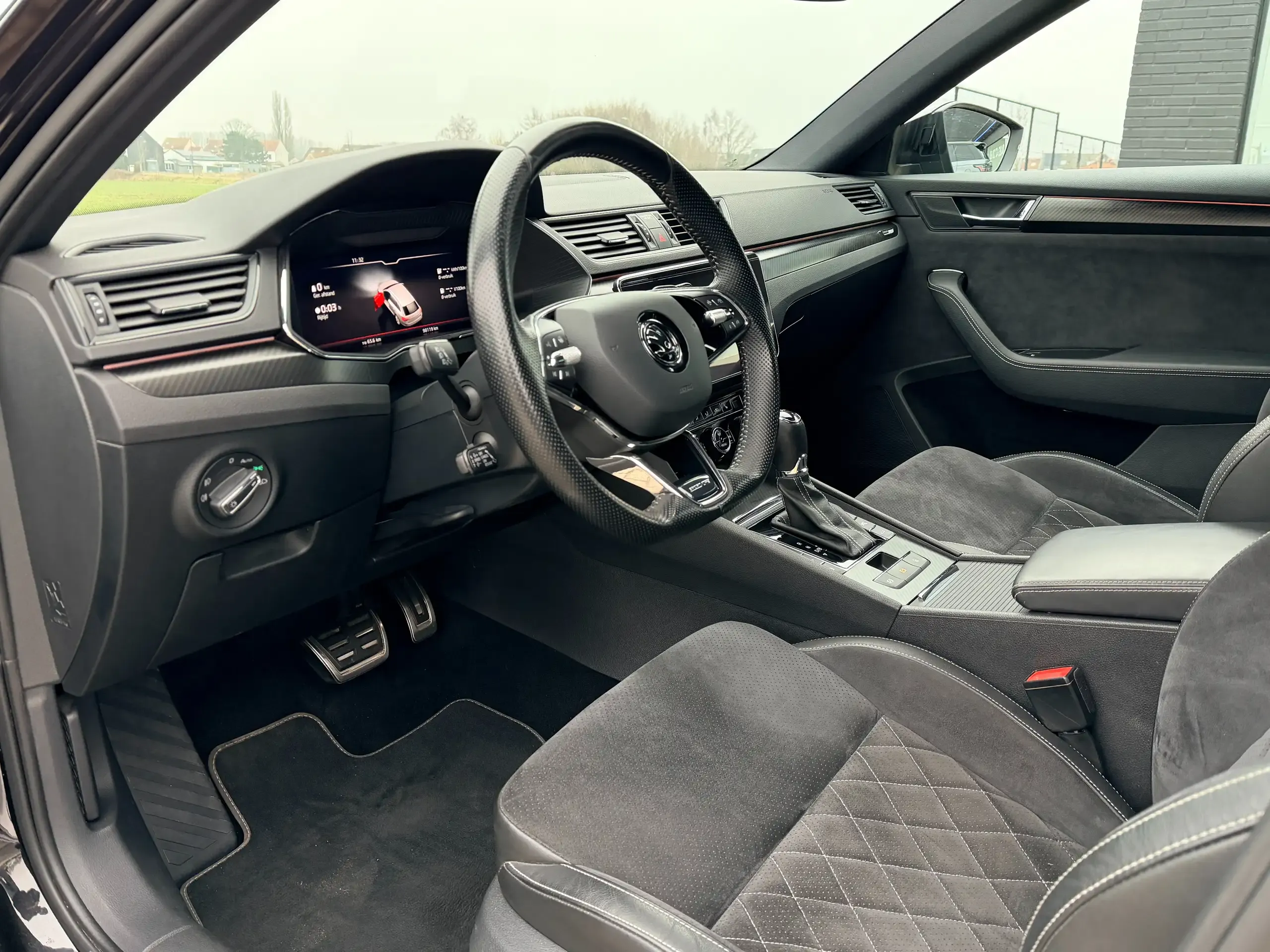 Skoda Superb foto 5