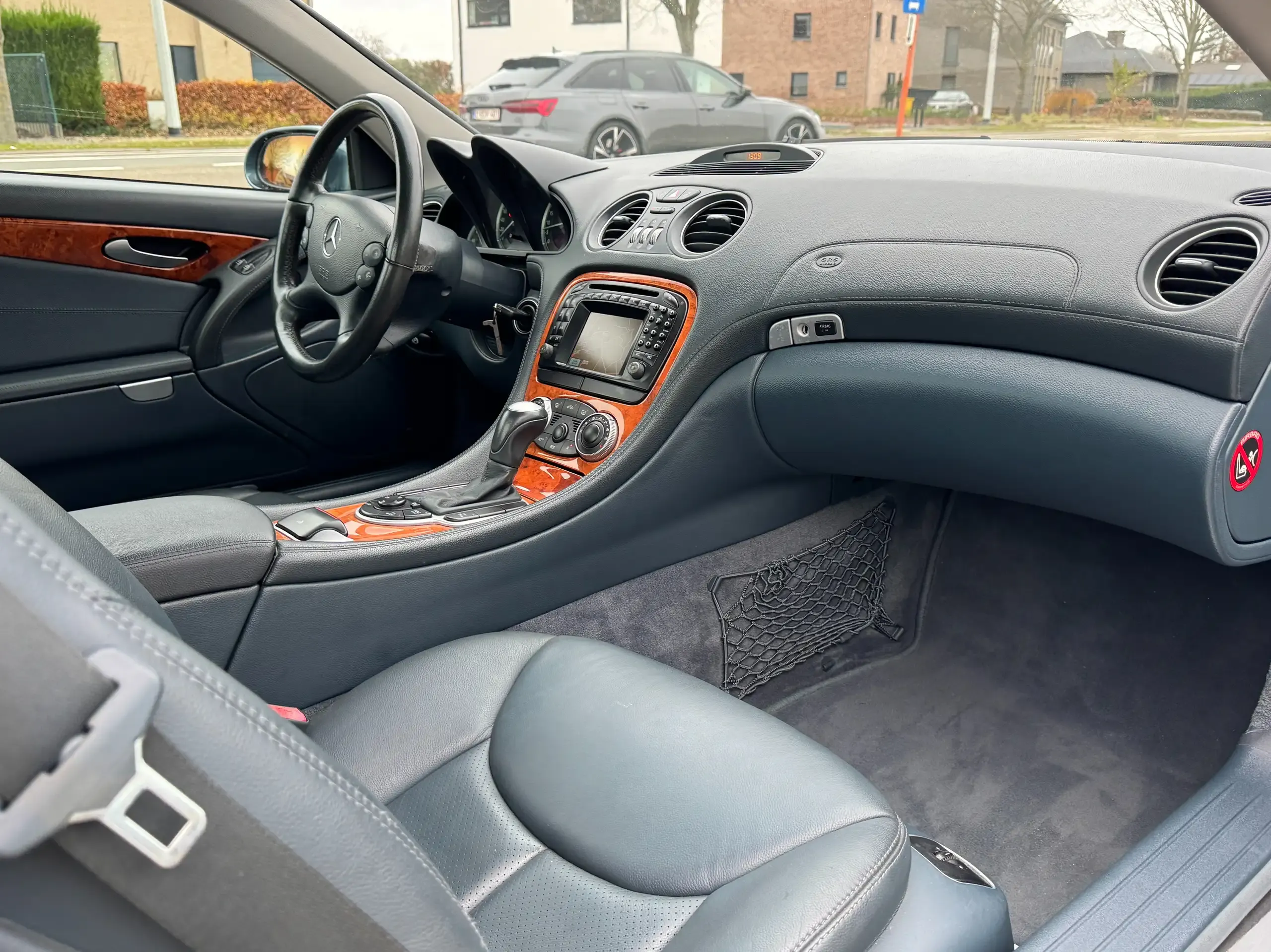 Mercedes-Benz SL 500 foto 14