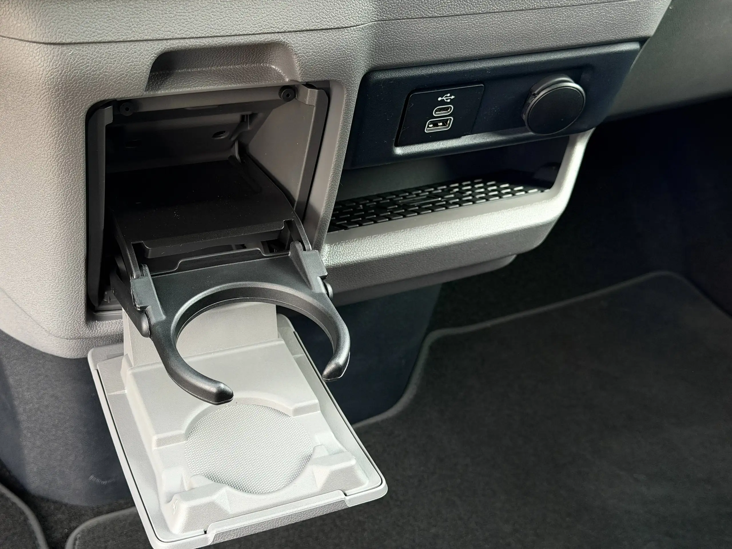 Volkswagen T7 Transporter foto 18