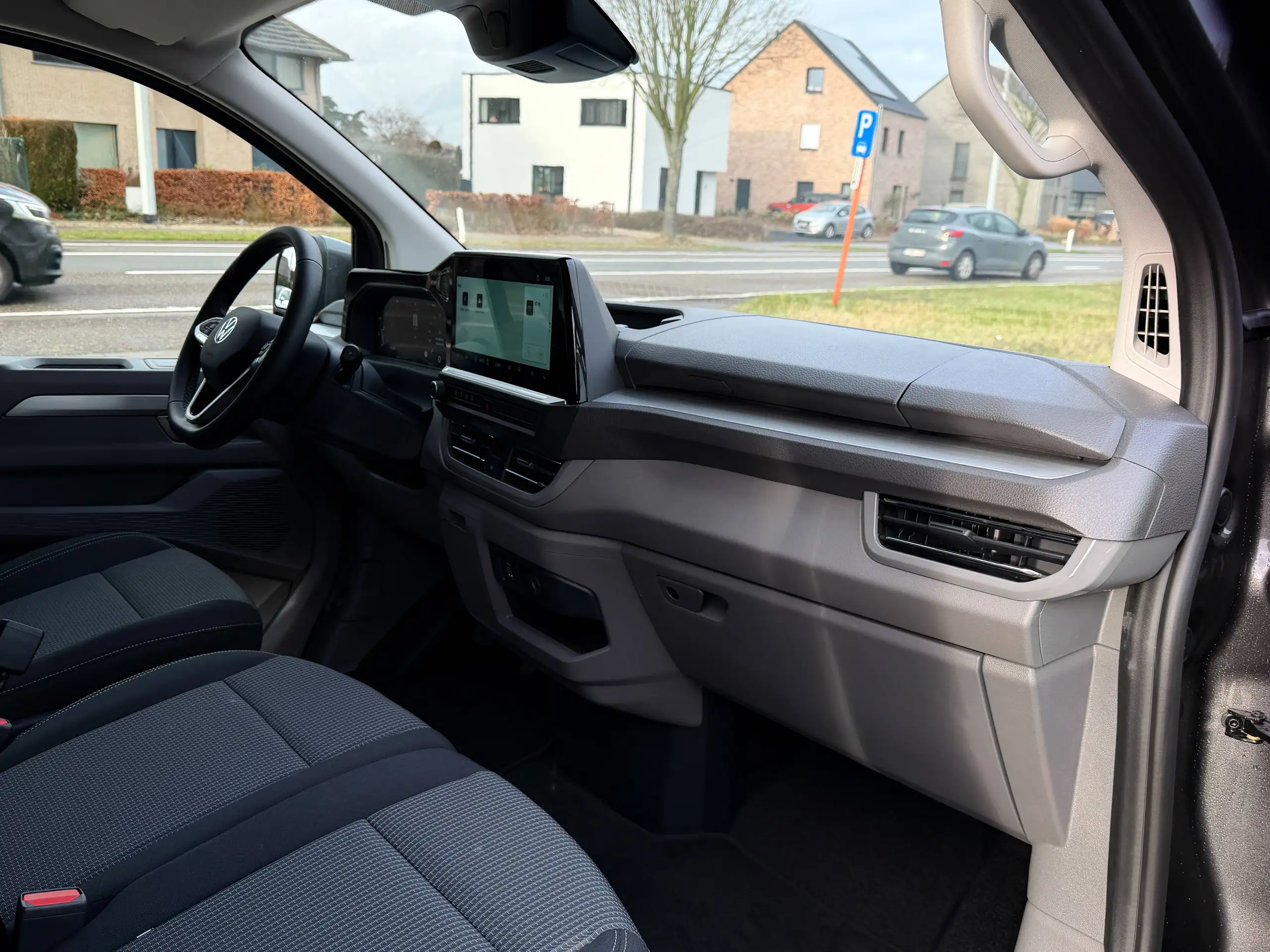 Volkswagen T7 Transporter foto 22