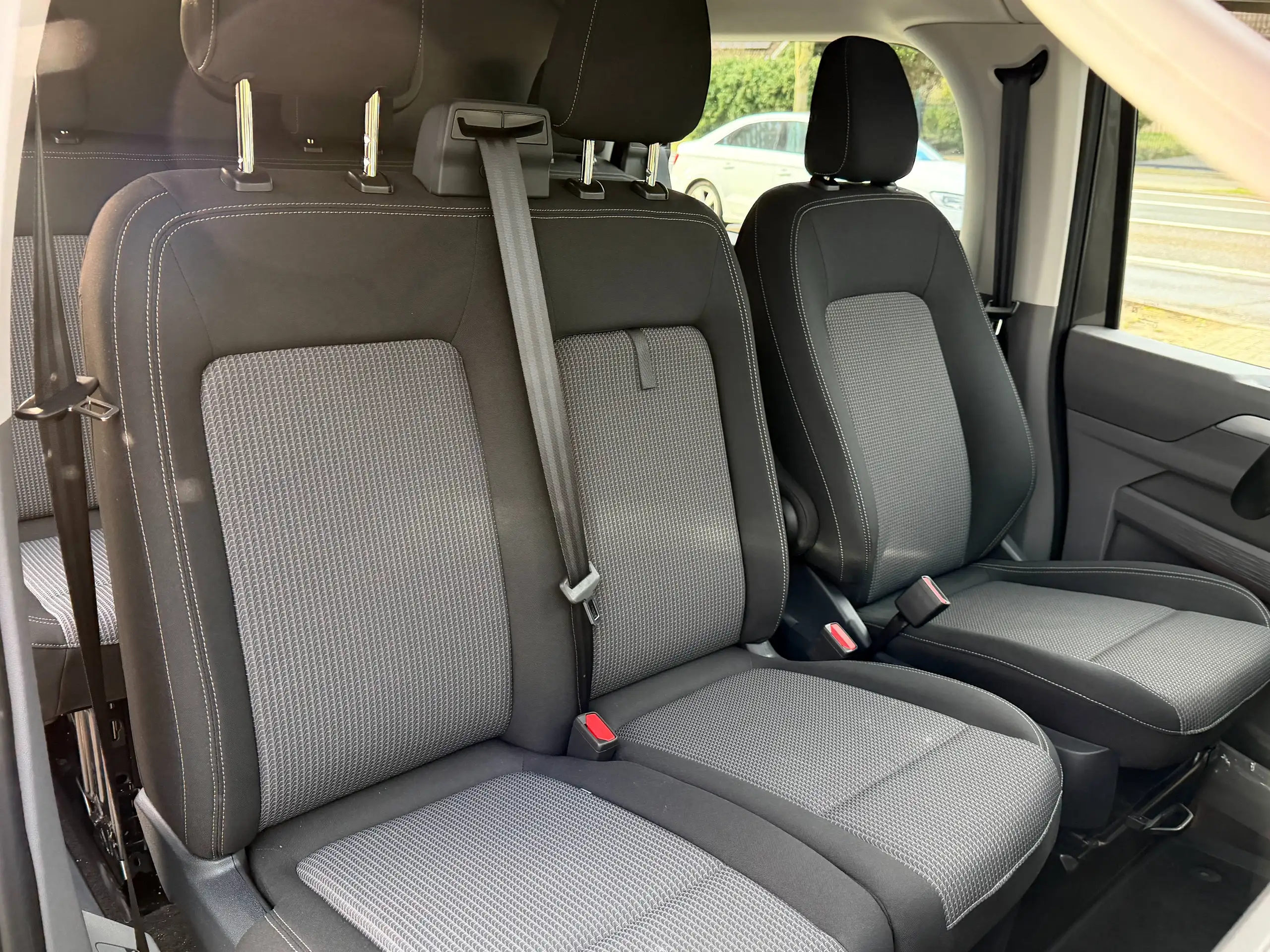 Volkswagen T7 Transporter foto 24