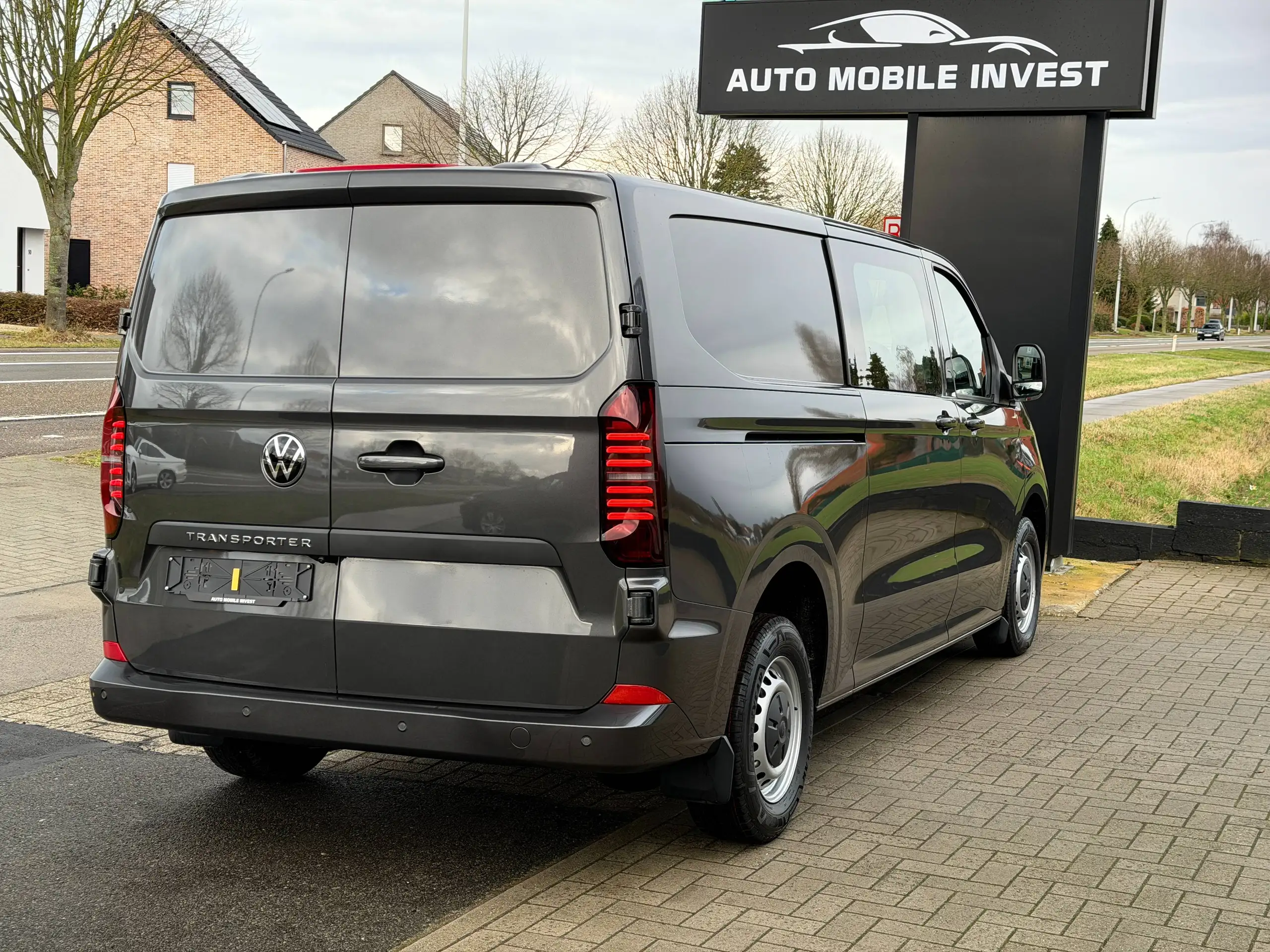 Volkswagen T7 Transporter foto 3