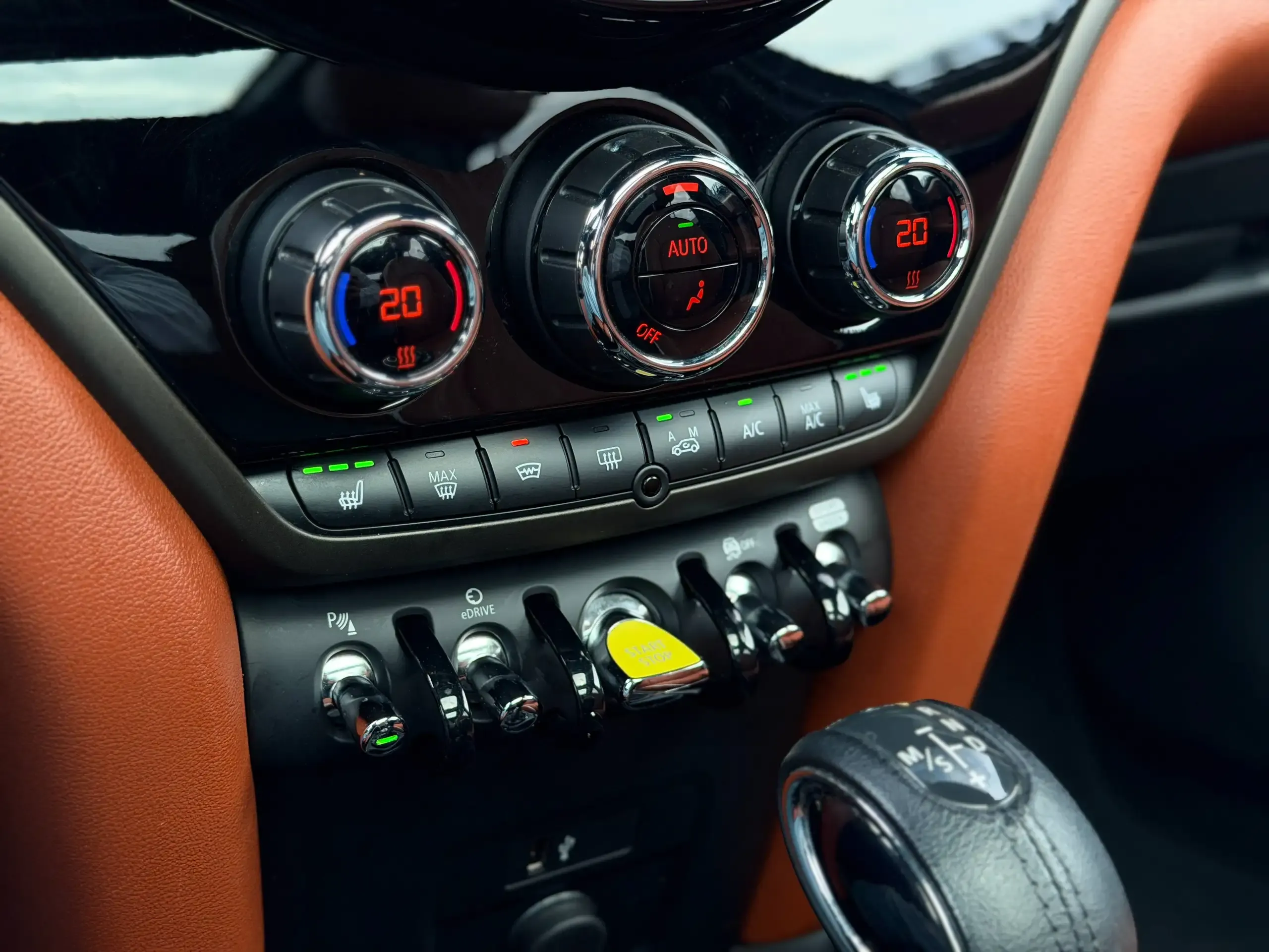 MINI Cooper SE Countryman foto 16