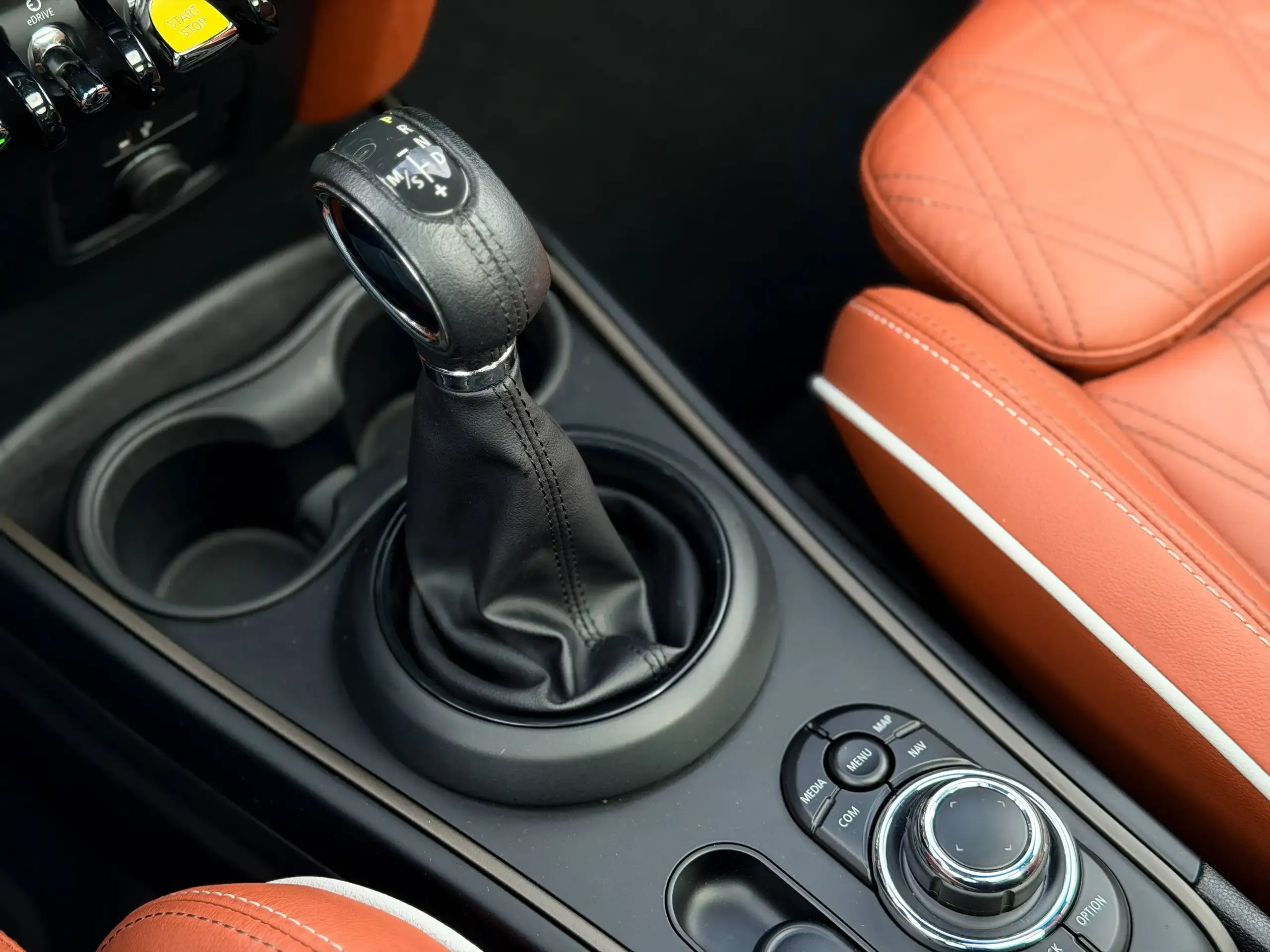 MINI Cooper SE Countryman foto 17