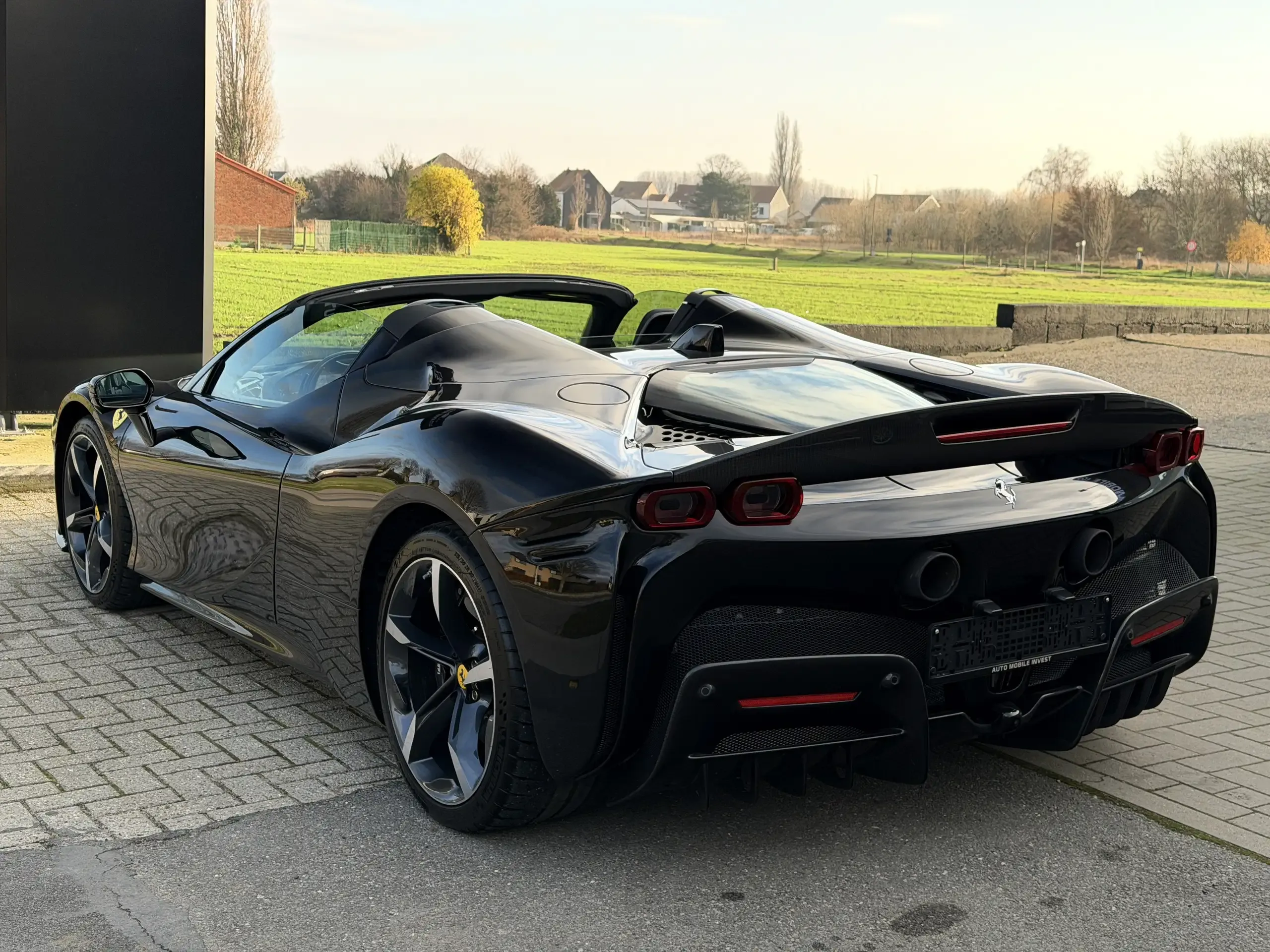 Ferrari SF90 Spider foto 4