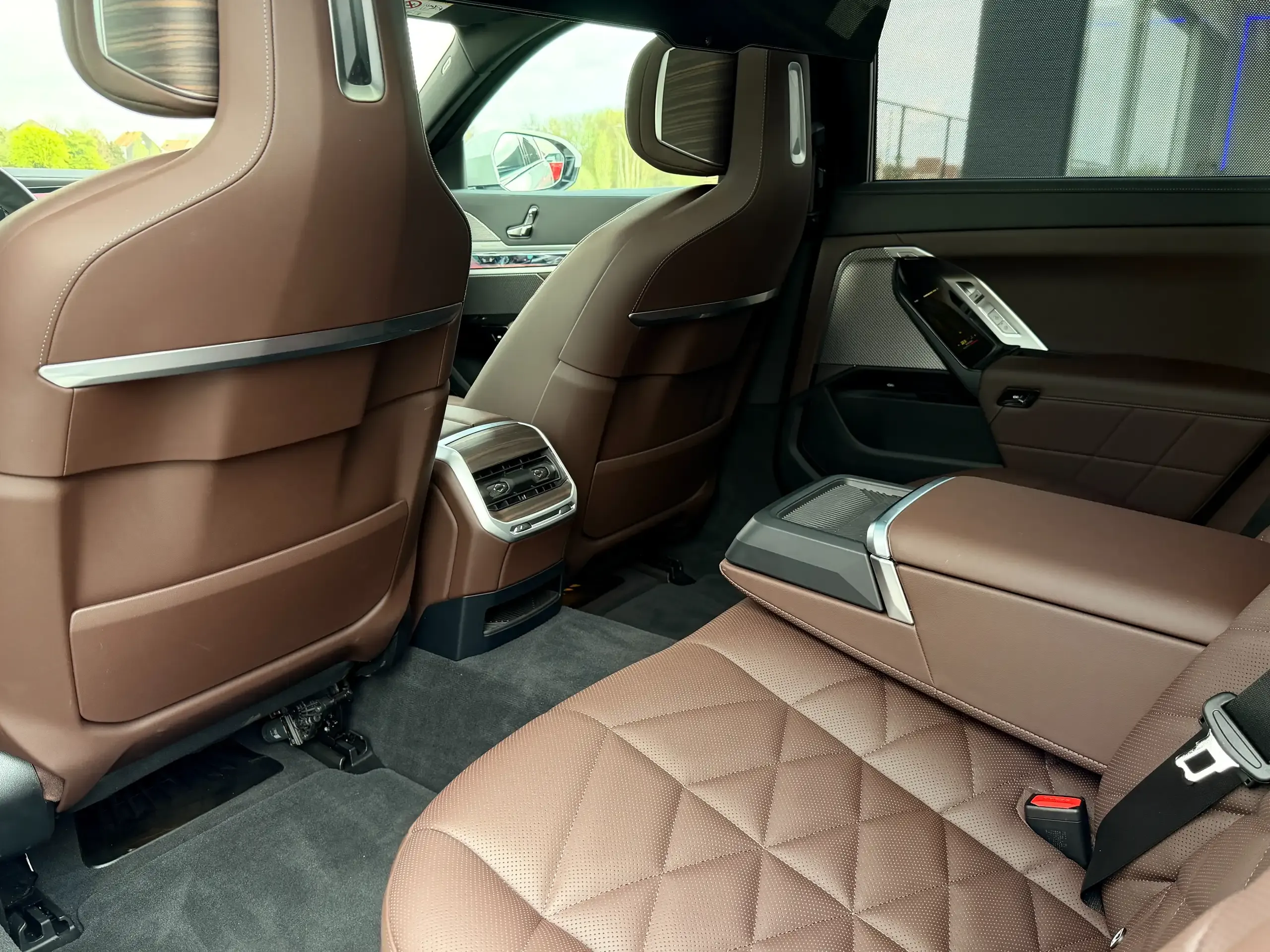BMW i7 foto 17