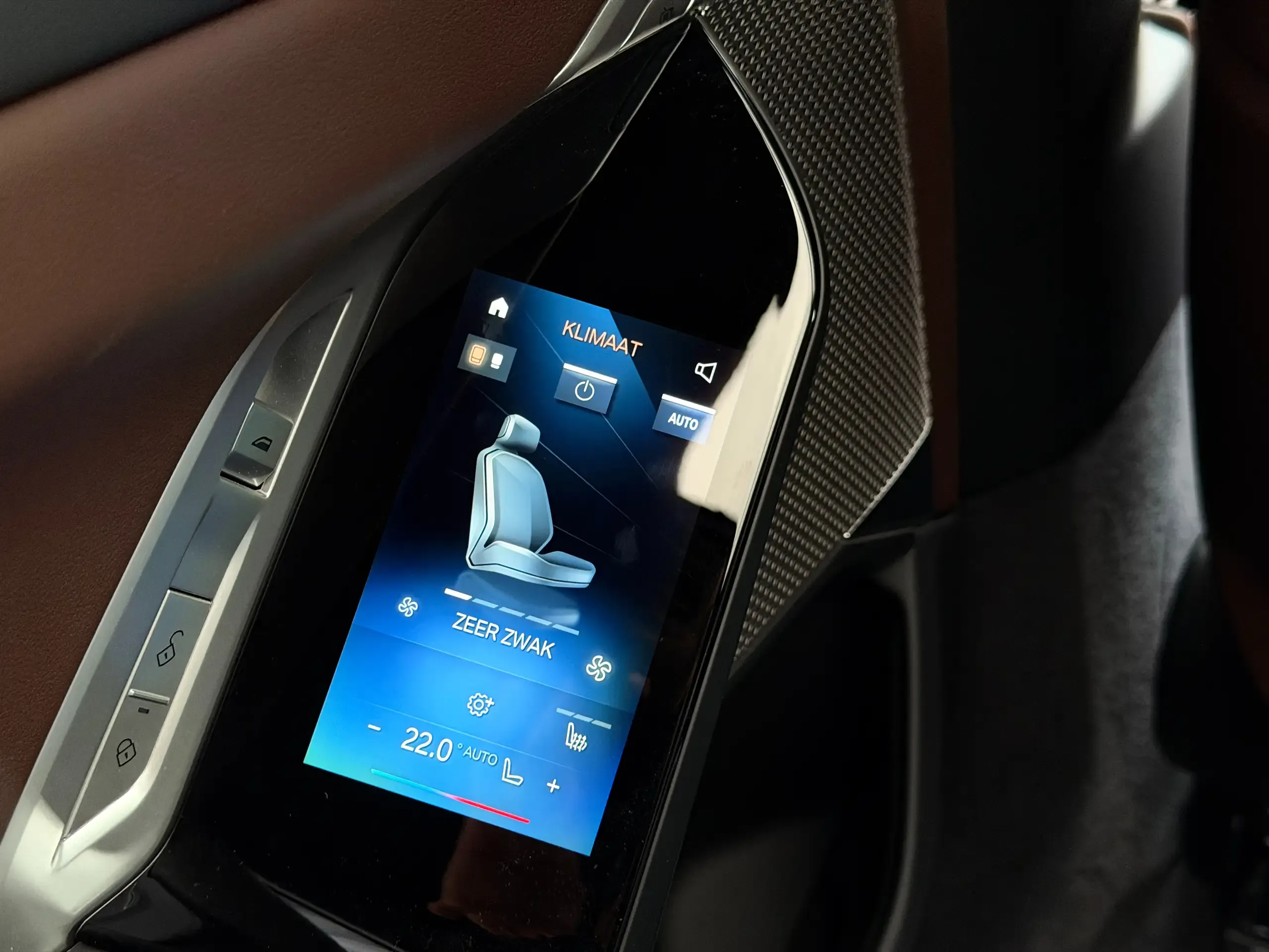 BMW i7 foto 19