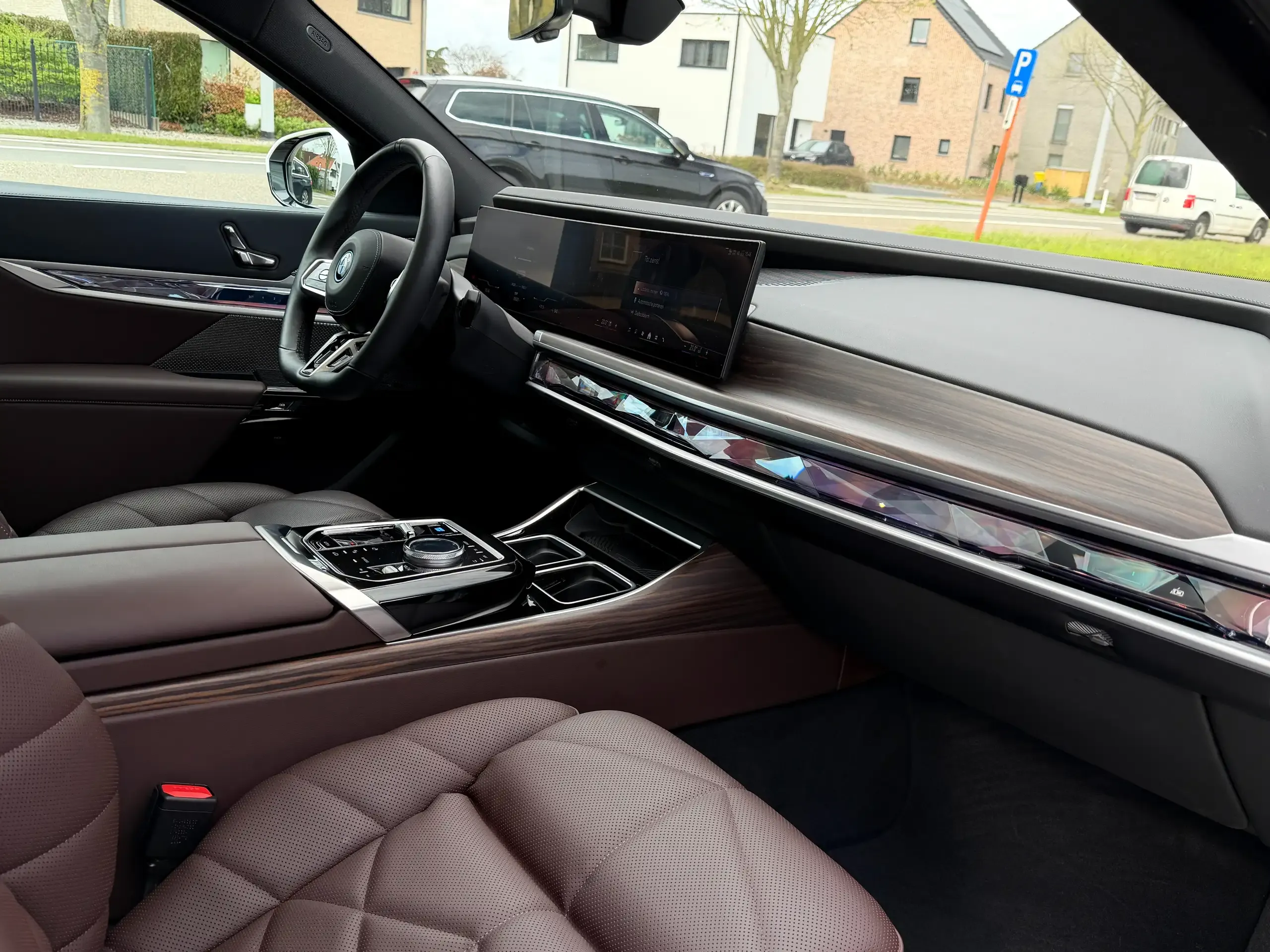 BMW i7 foto 24
