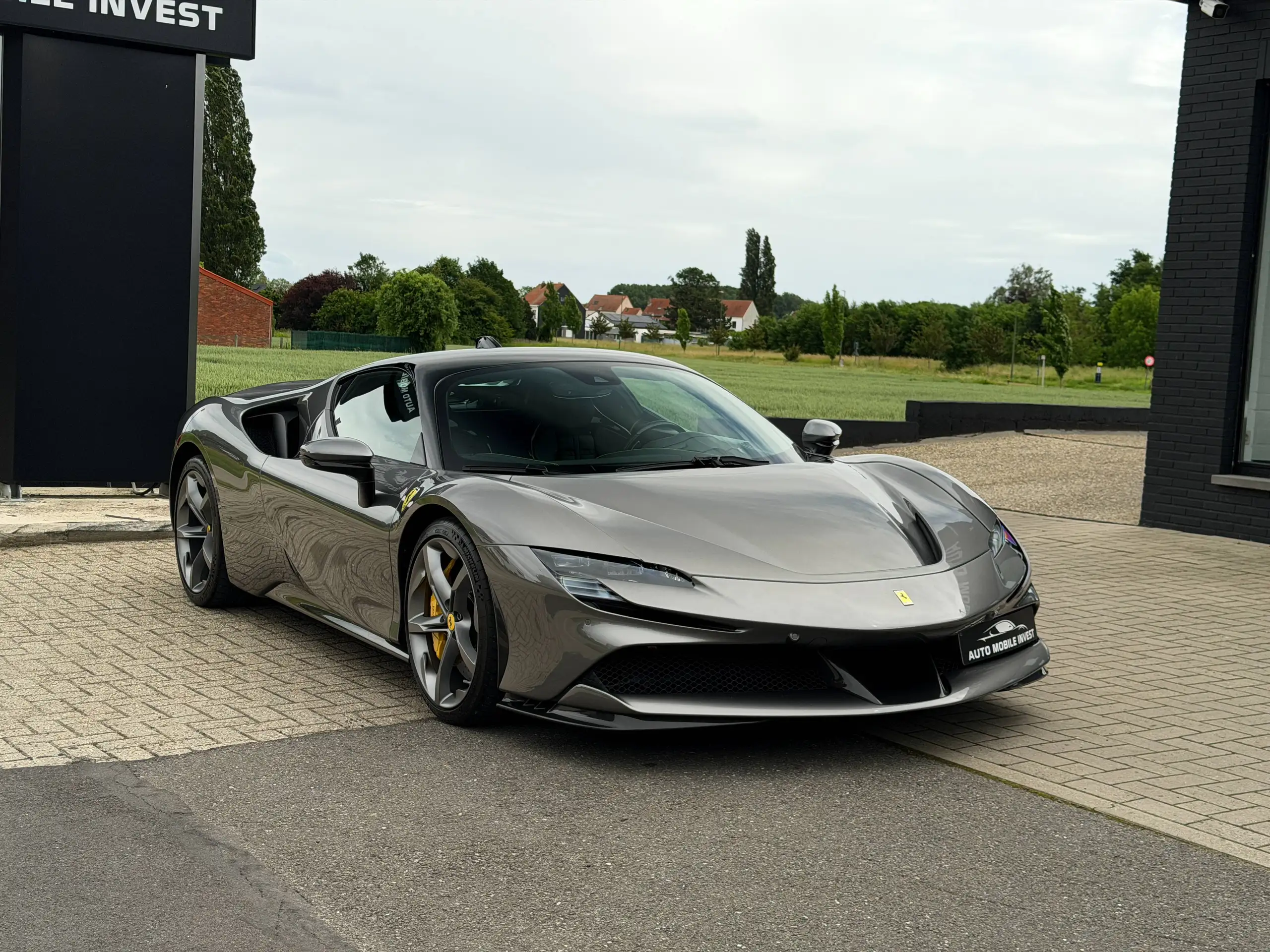 Ferrari SF90 Stradale foto 2