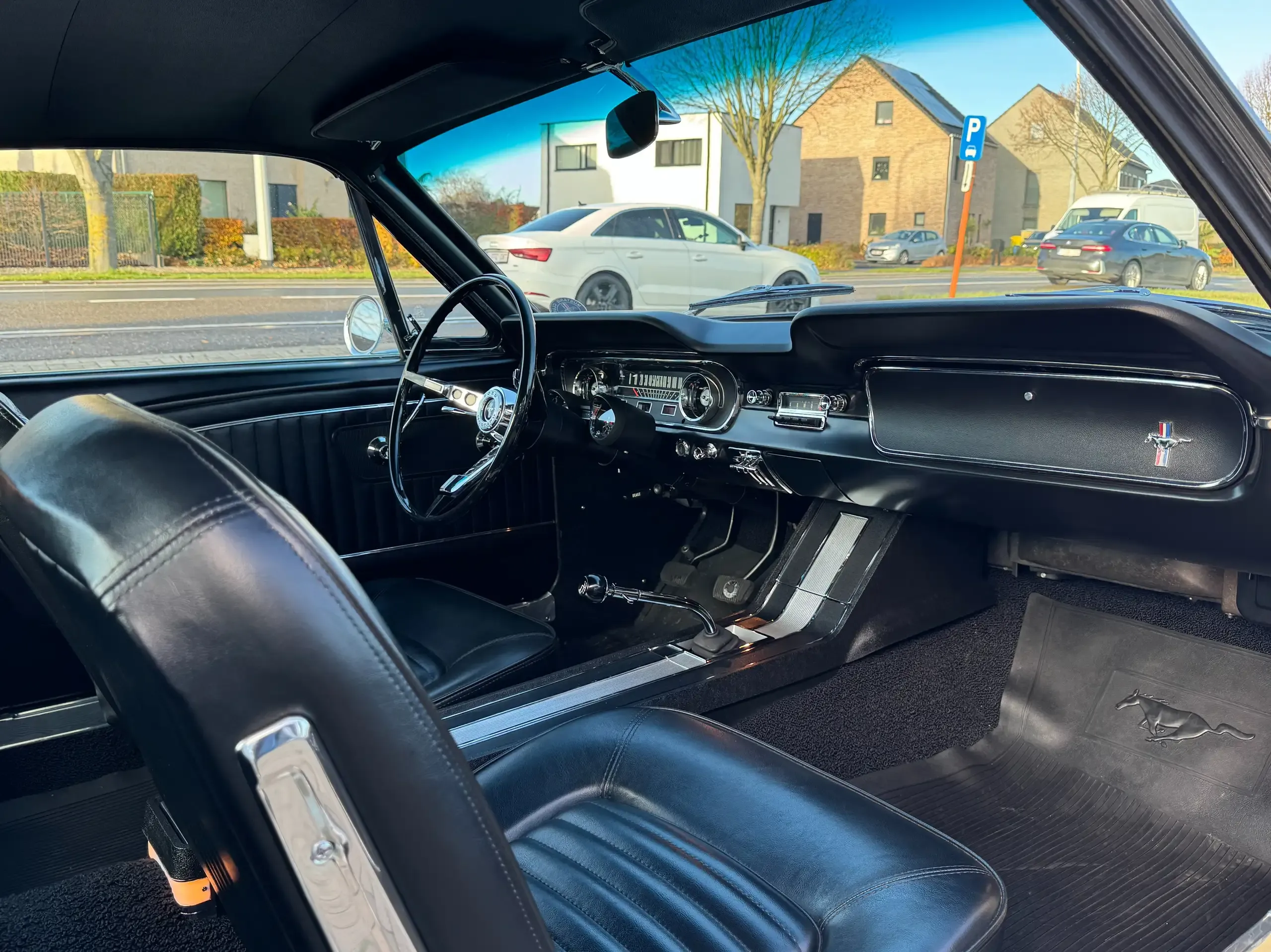 Ford Mustang foto 19