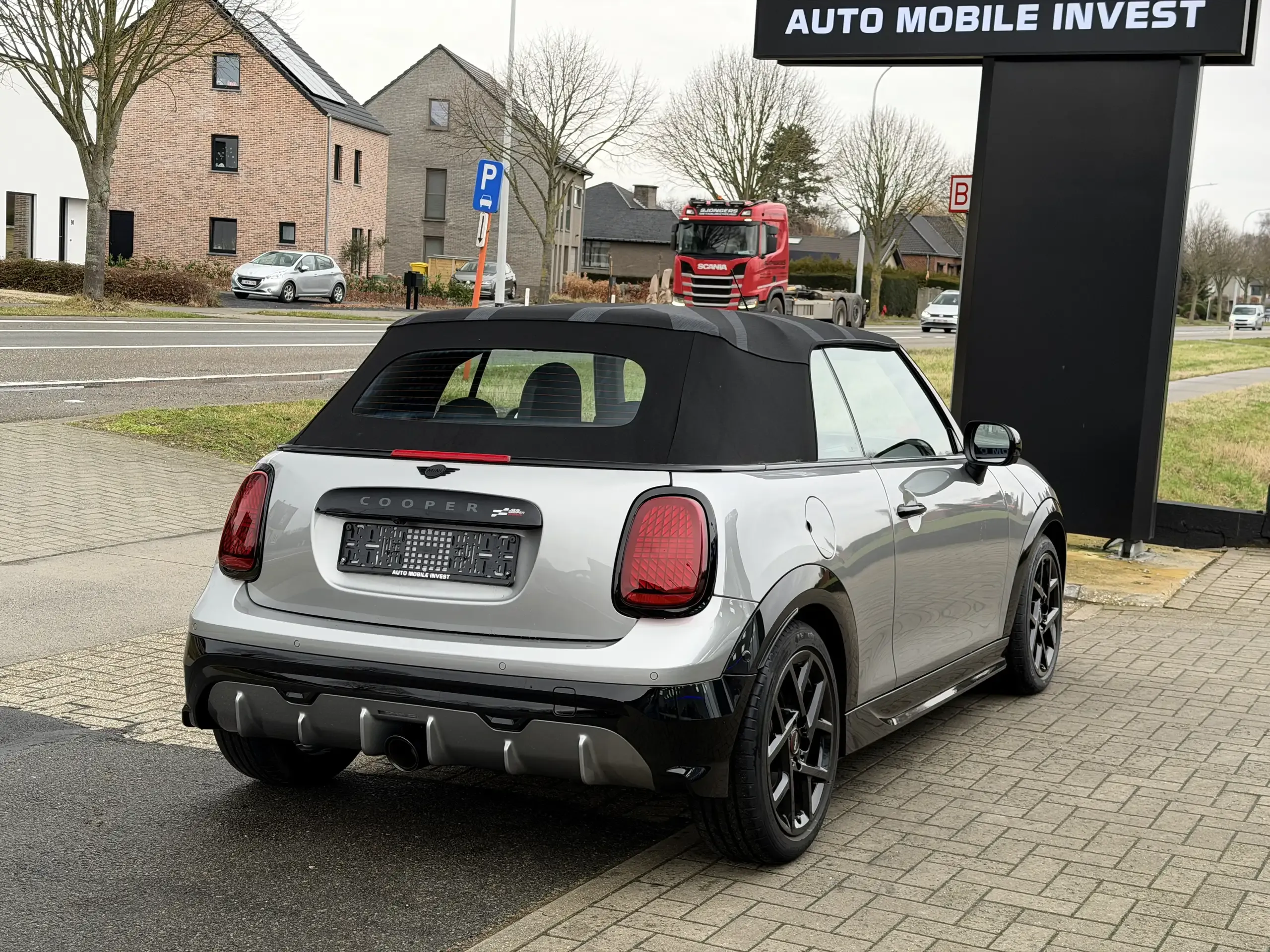 MINI John Cooper Works Cabrio foto 3