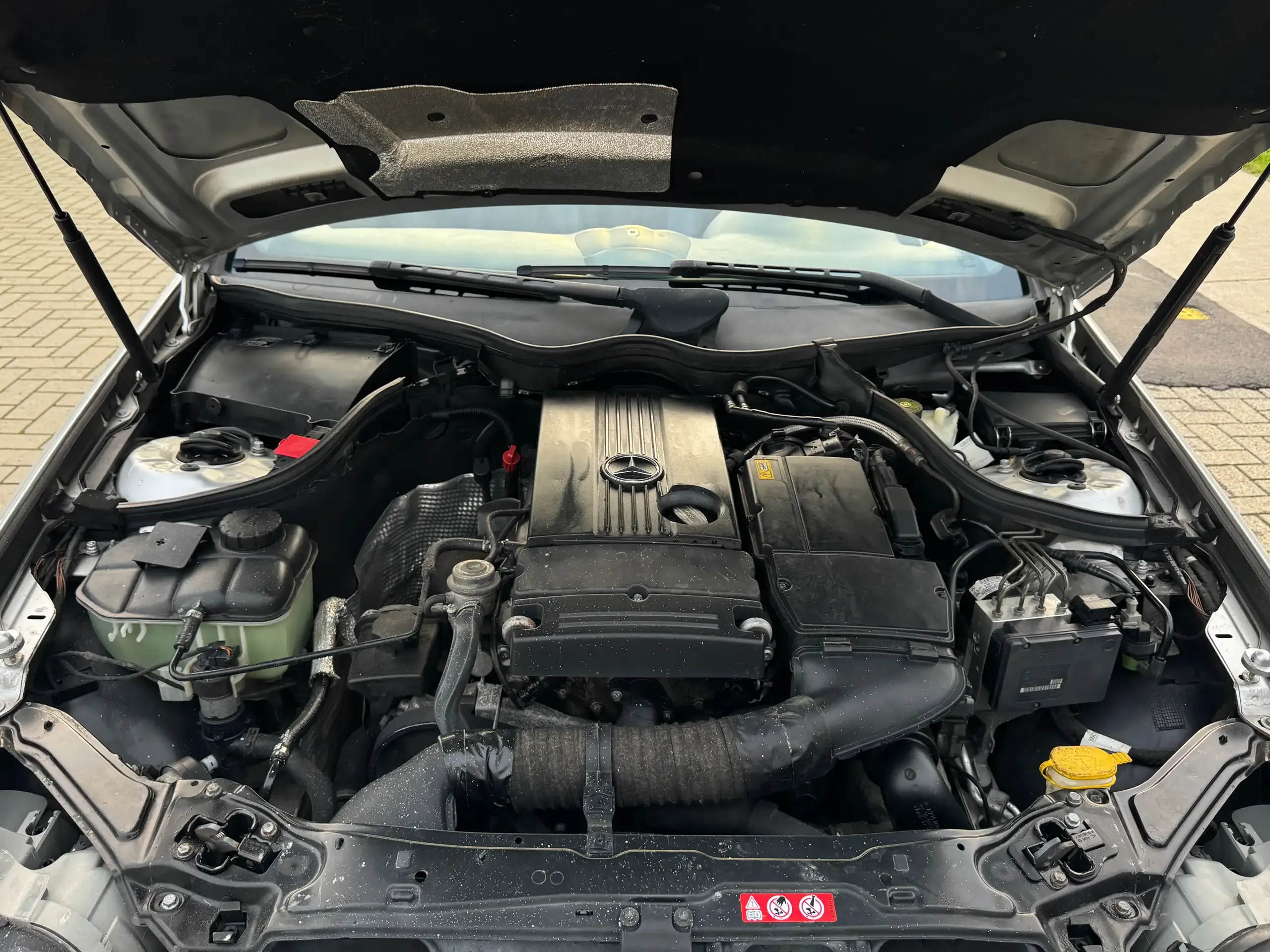 Mercedes-Benz CLK 200 foto 17