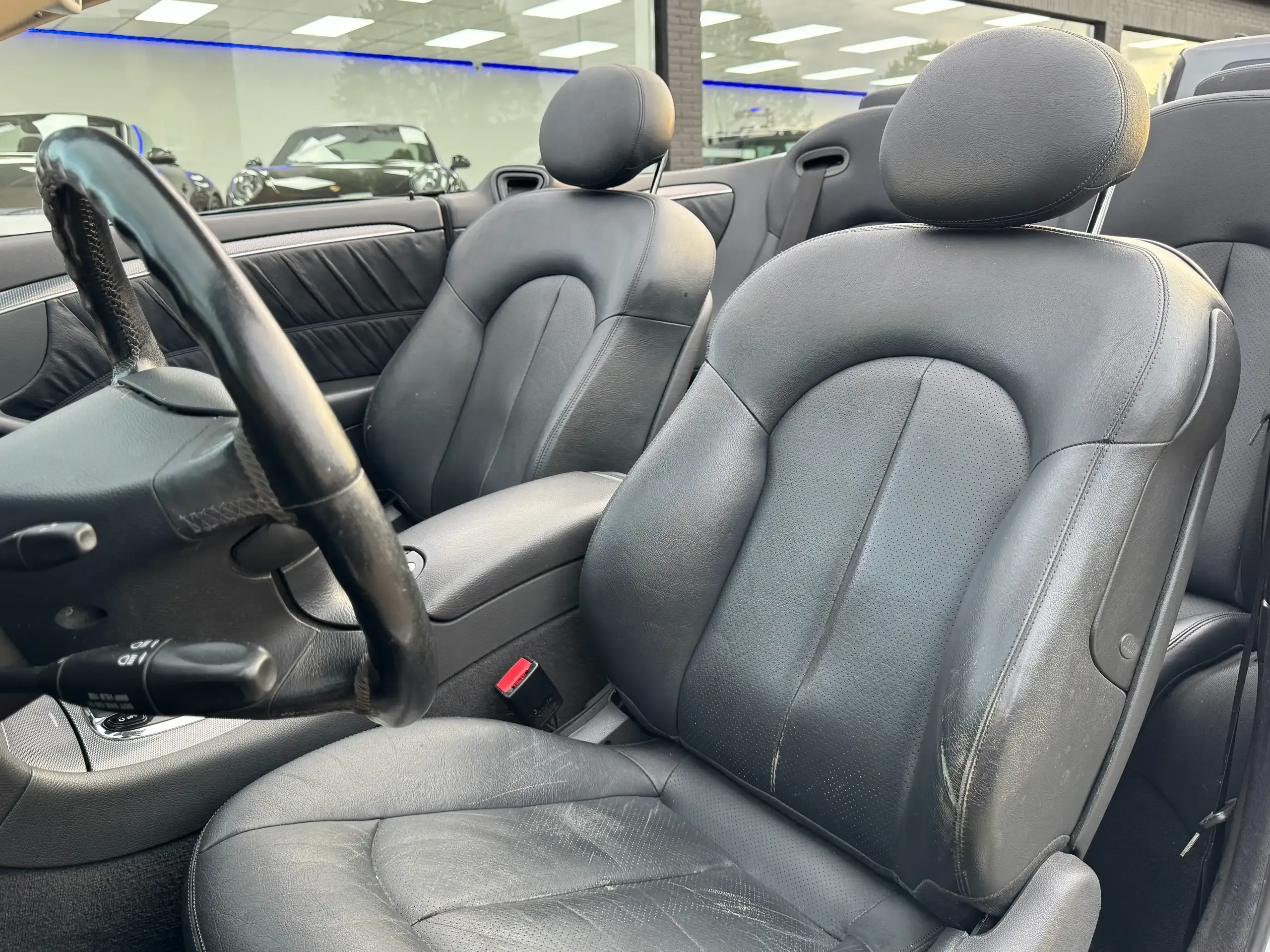 Mercedes-Benz CLK 200 foto 8