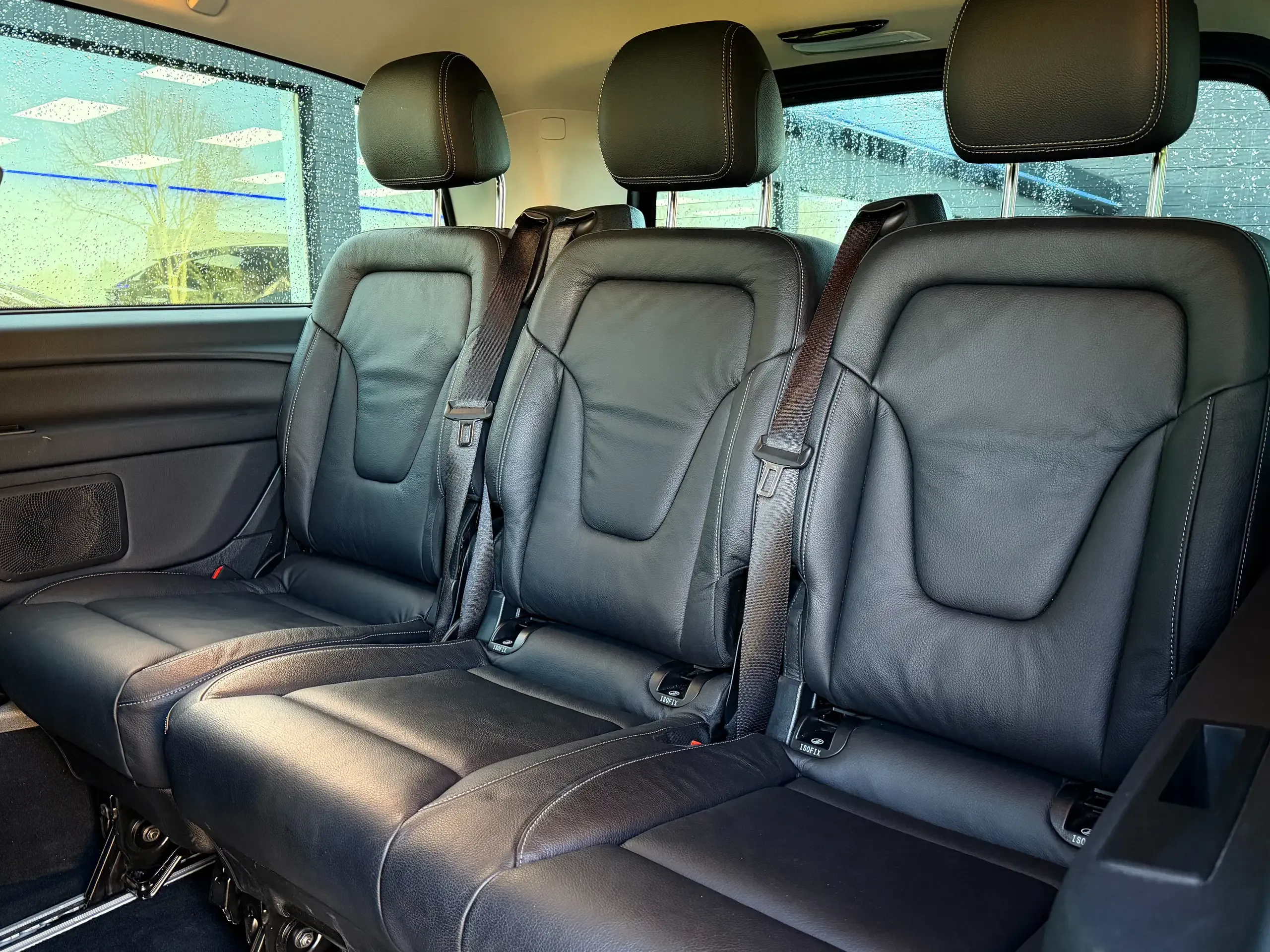 Mercedes-Benz V 220 foto 16